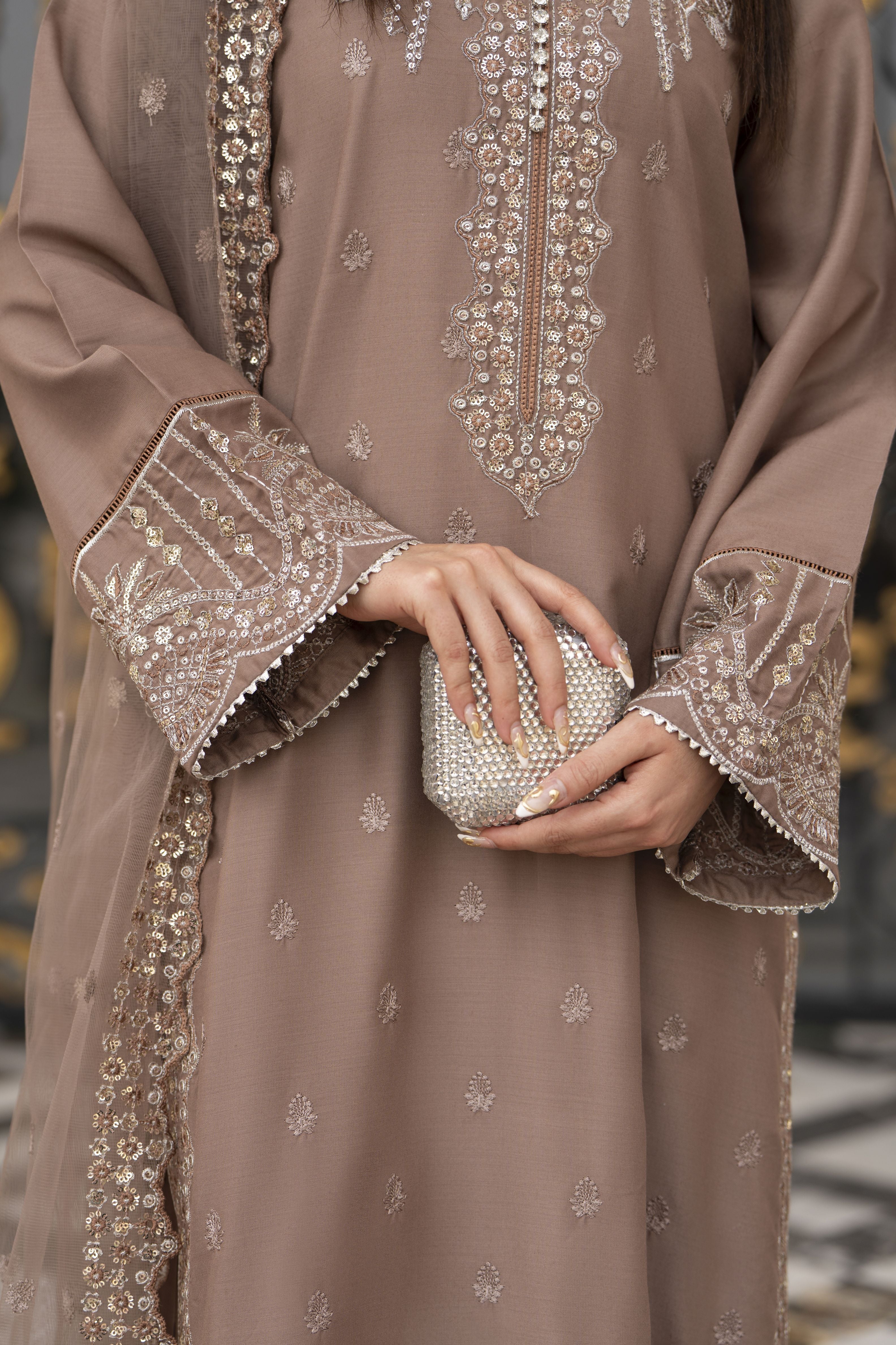 3pc Embroidered Linen Suit with Net Dupatta Soraya SBH8
