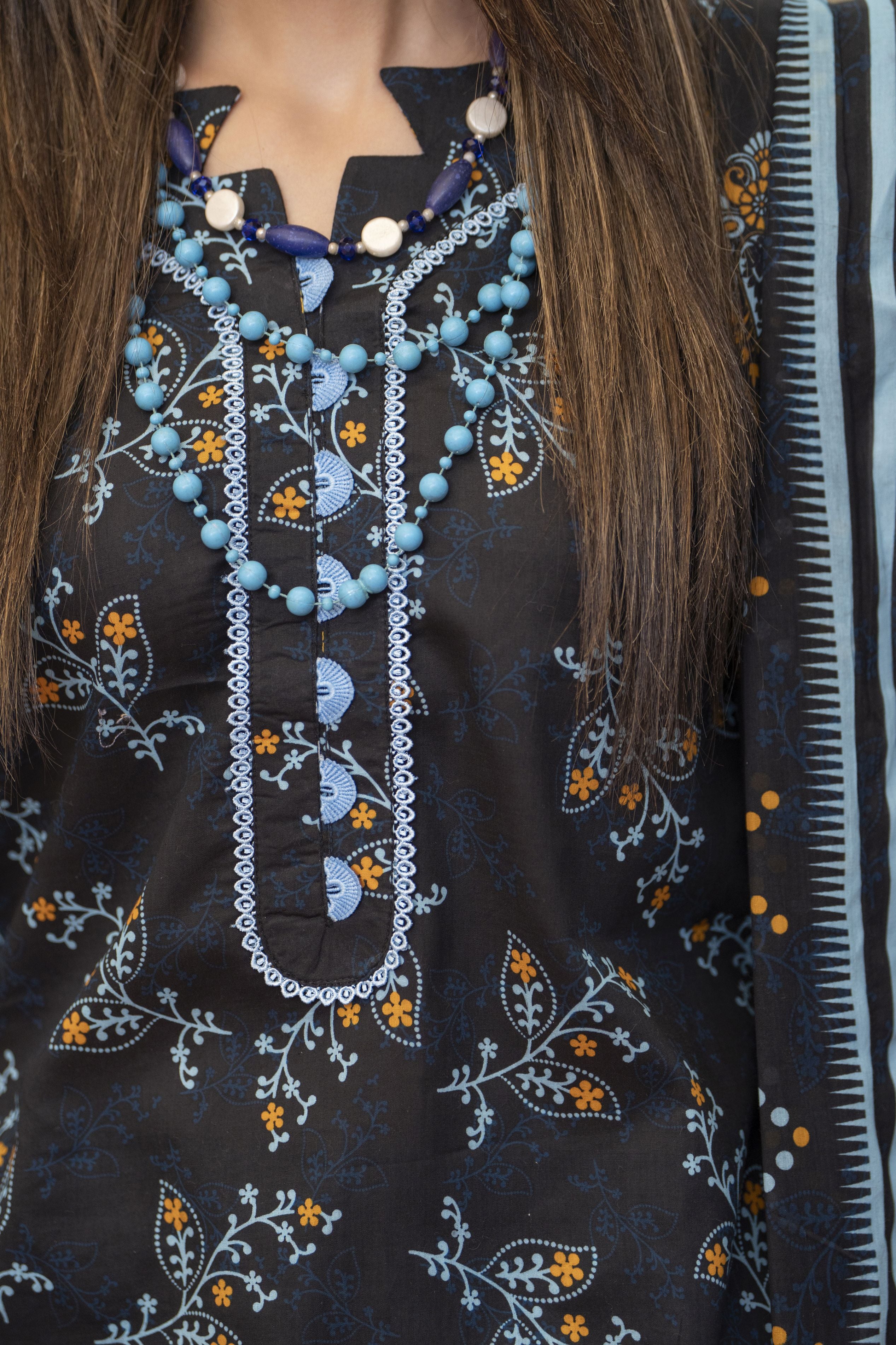 3pc Ready to Wear Breeze by Aabpara Printed Lawn Womenswear BBA4