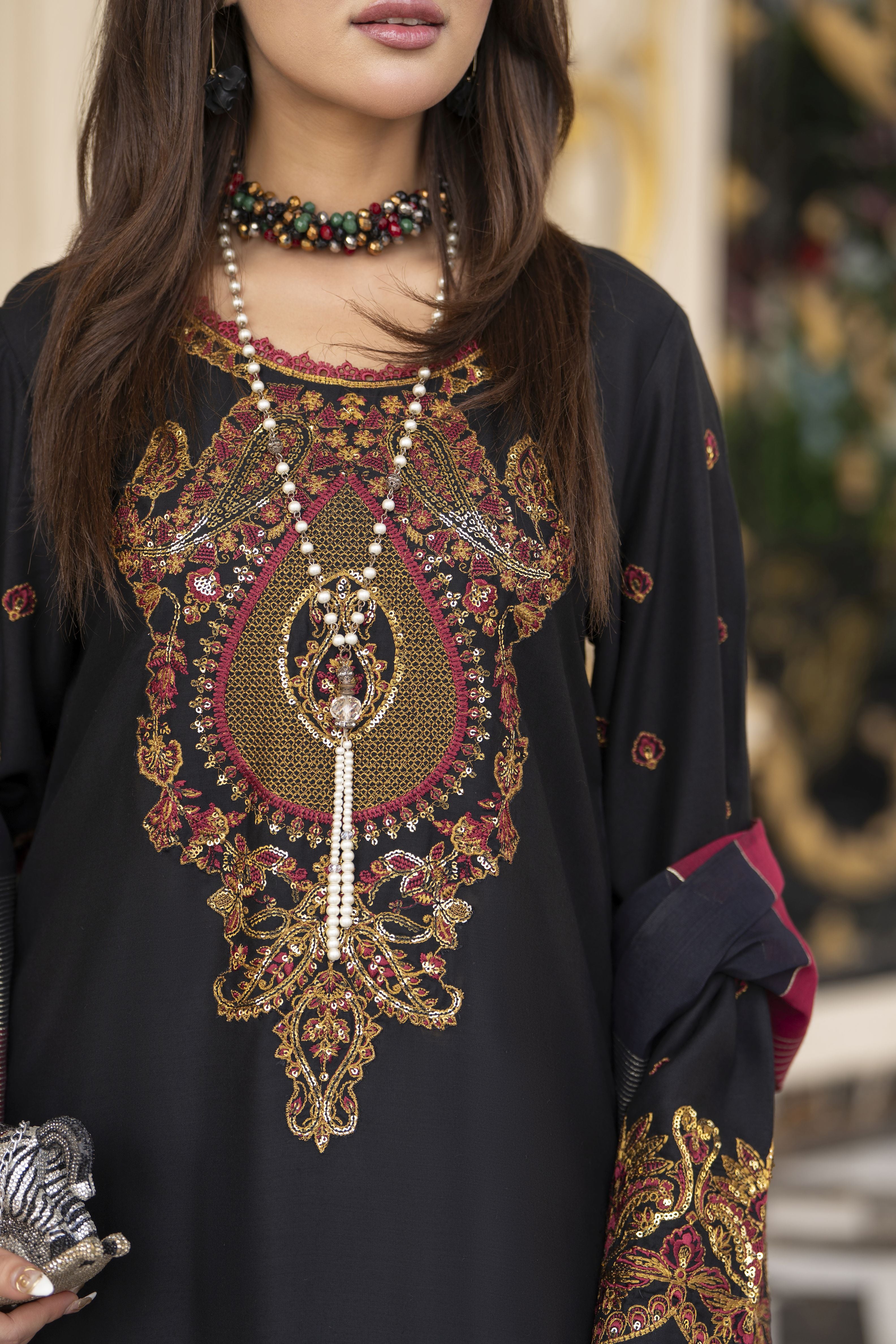 3pc Embroidered Linen Suit with Jacquard Dupatta Soraya SBH9
