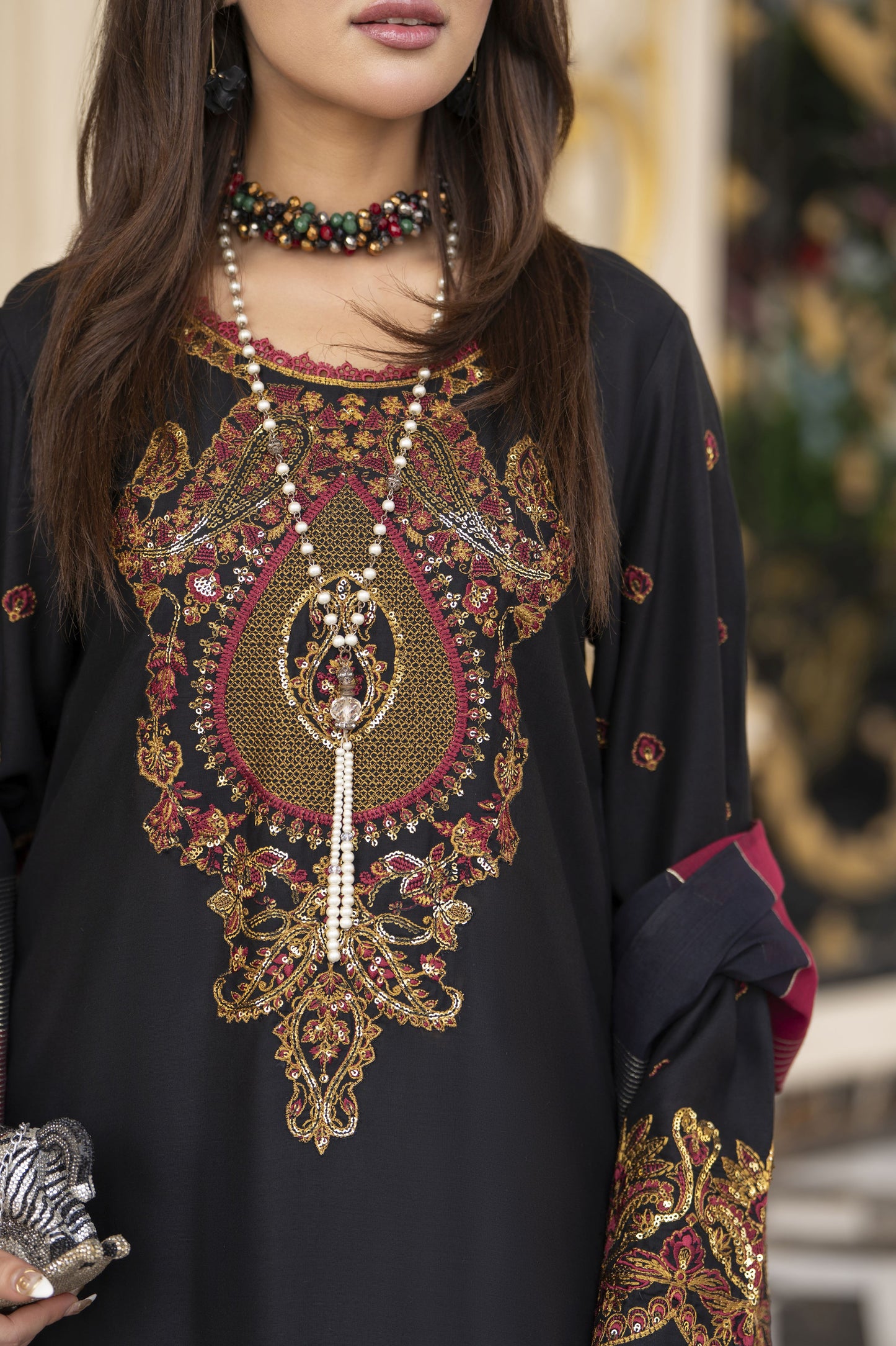 3pc Embroidered Linen Suit with Jacquard Dupatta Soraya SBH9