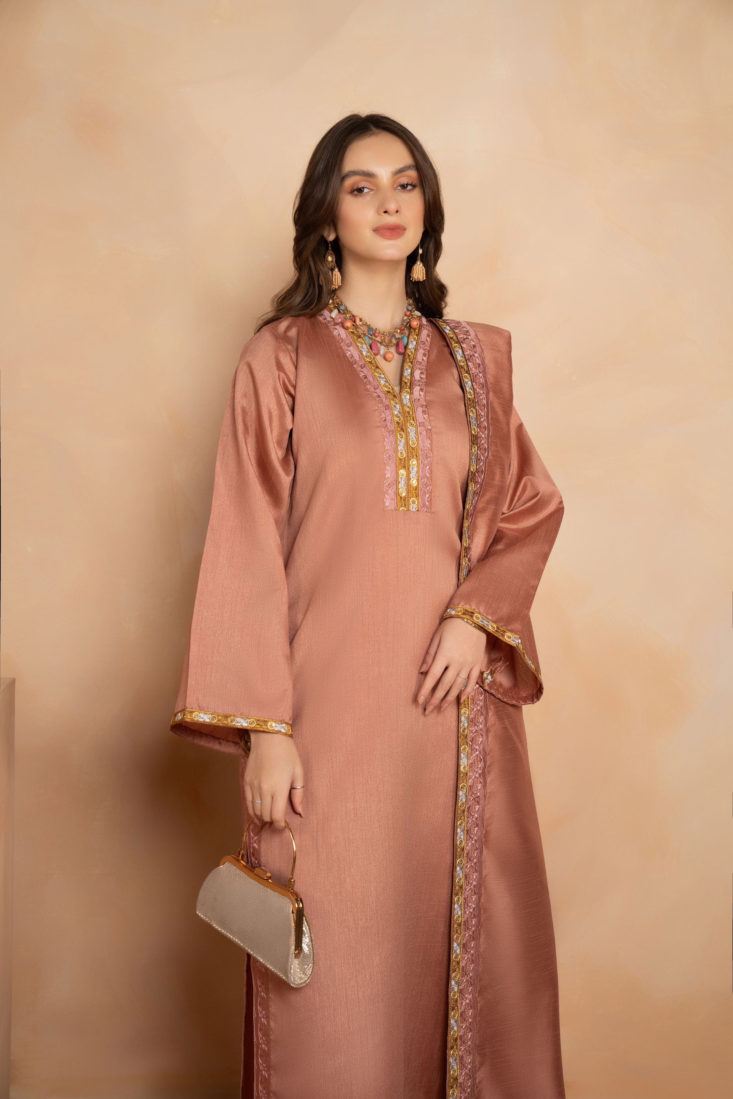 Regal Threads by Gul Warun Raw Silk Edition GRS5