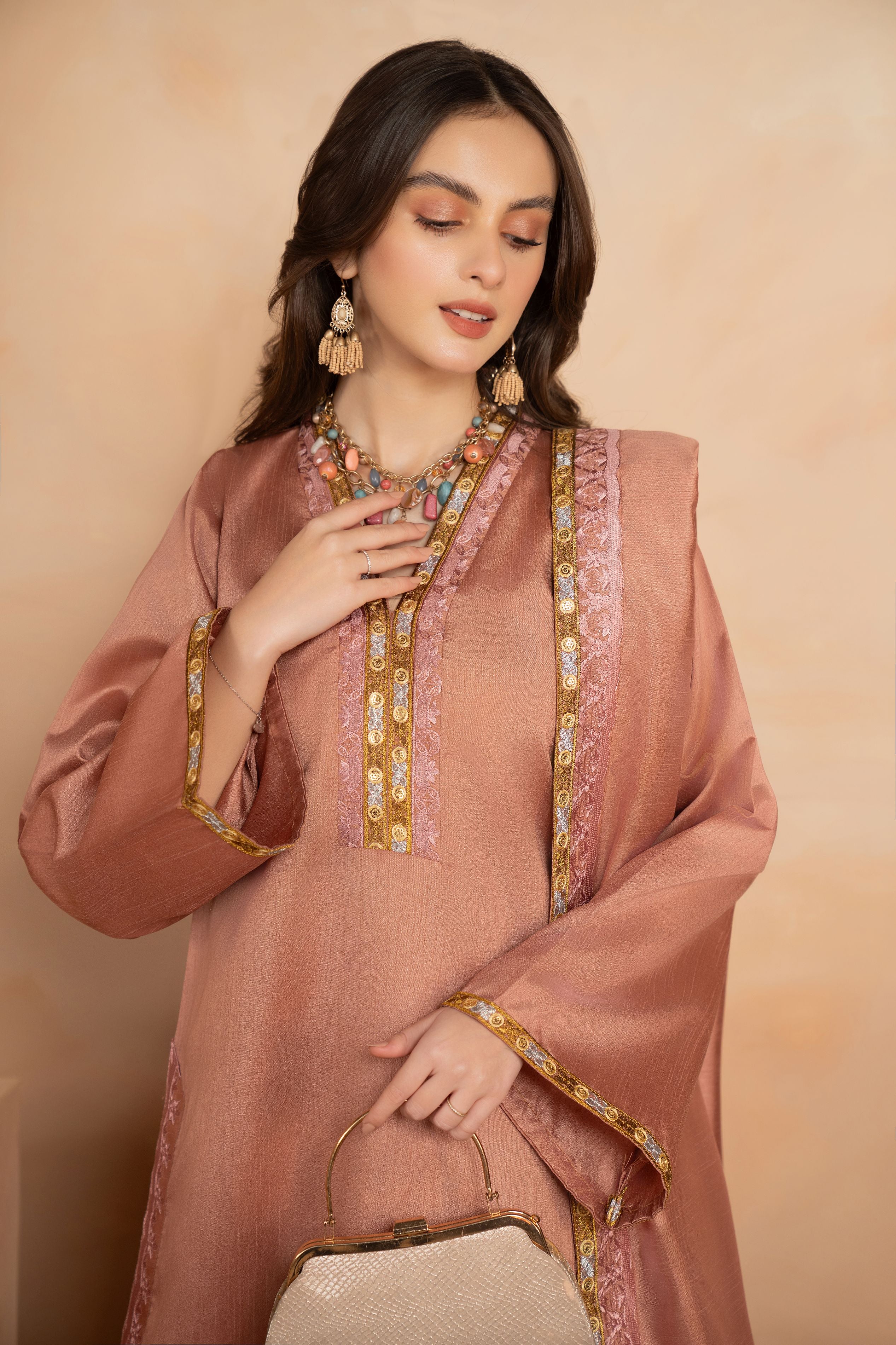 Regal Threads by Gul Warun Raw Silk Edition GRS5