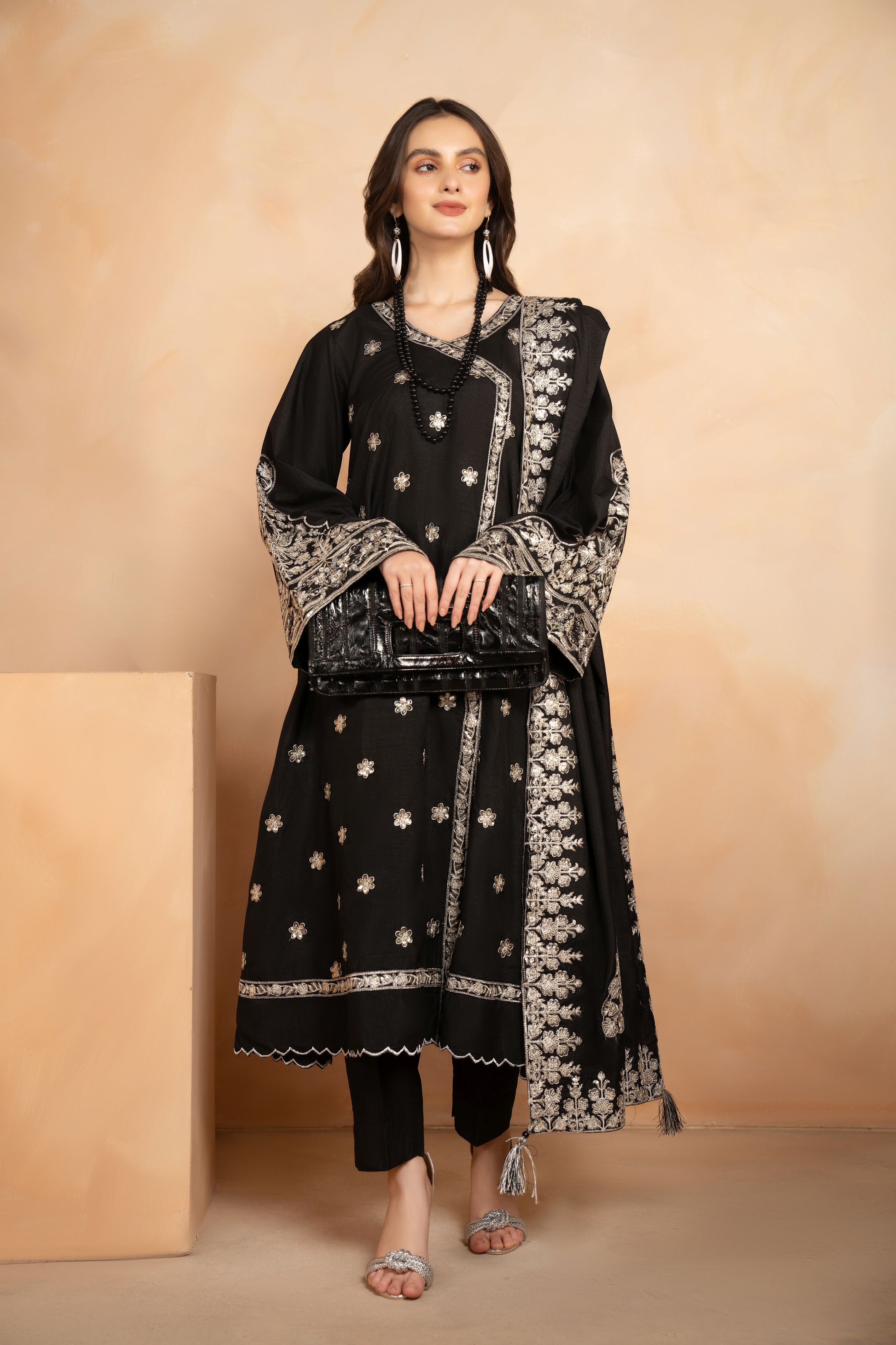 Regal Threads by Gul Warun Raw Silk Edition GRS8
