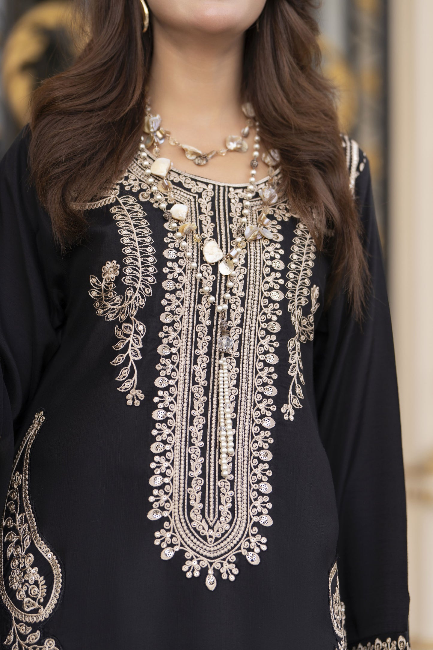 Reshmi RA9 Black Embroidered 3pc Raw Silk Suit with Chiffon Dupatta