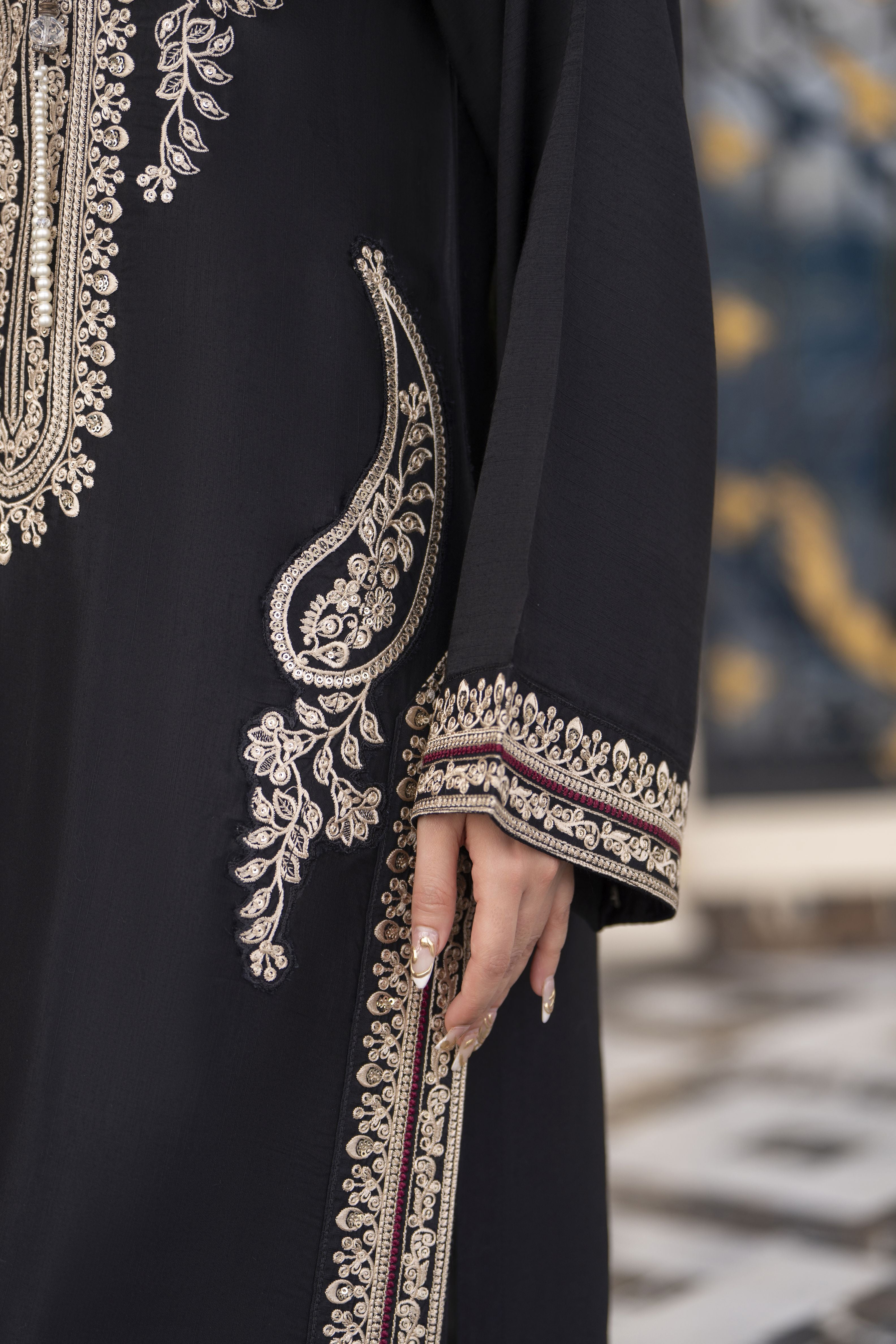 Reshmi RA9 Black Embroidered 3pc Raw Silk Suit with Chiffon Dupatta