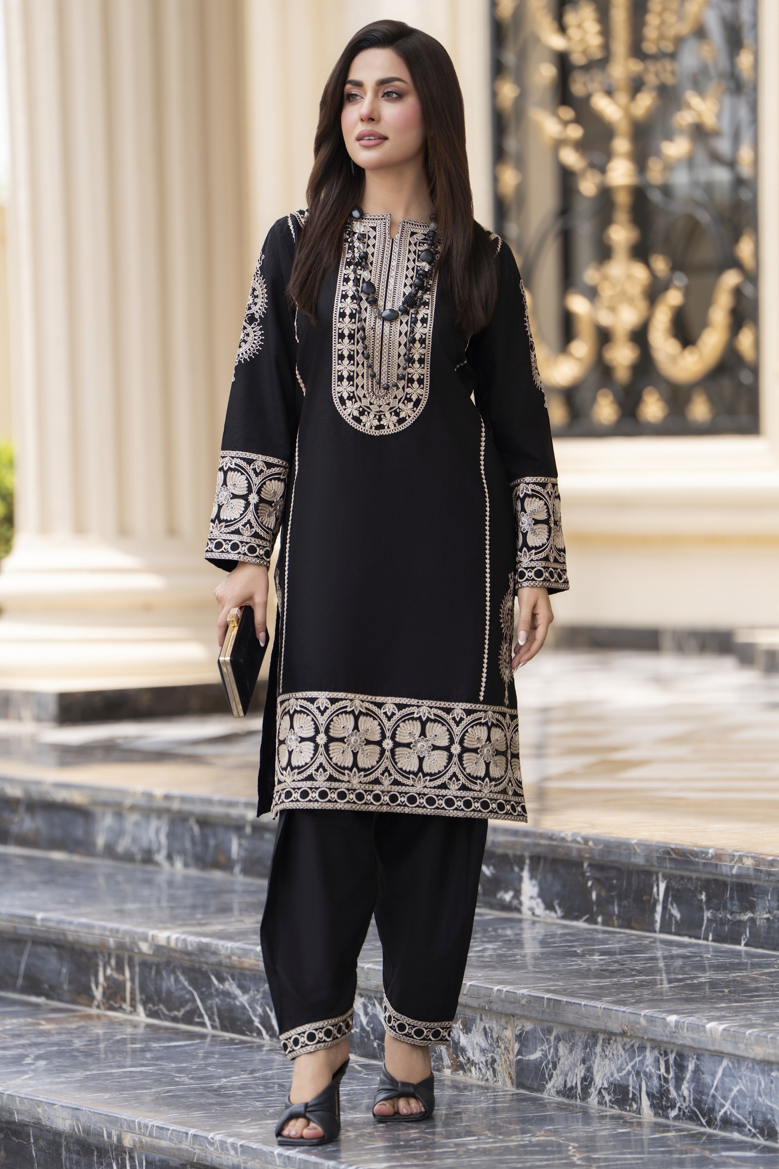 Cotton Canvas by Zaiwa – 2pc Black Cotton Shalwar Suit | CCZ5