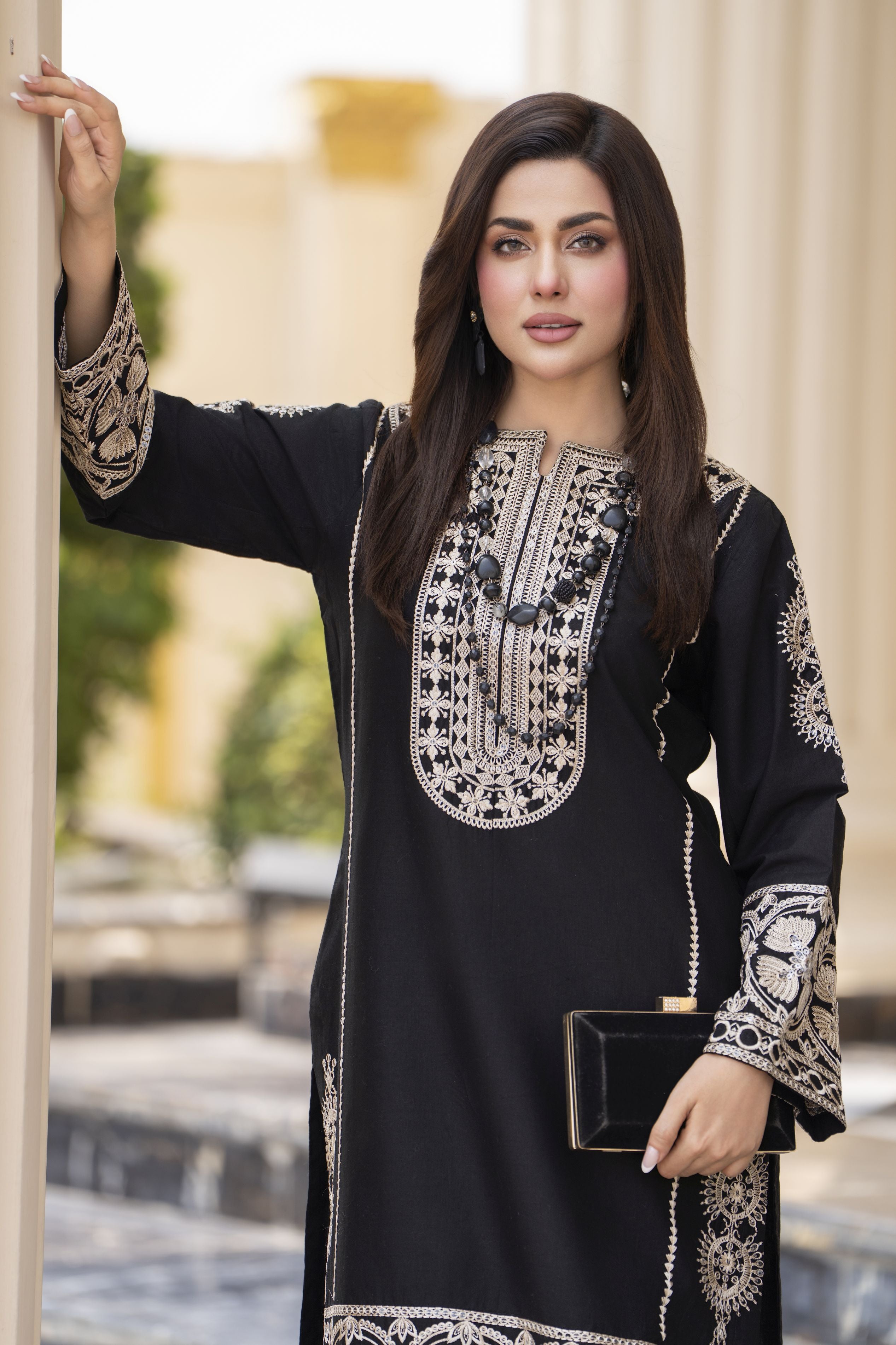 Cotton Canvas by Zaiwa – 2pc Black Cotton Shalwar Suit | CCZ5