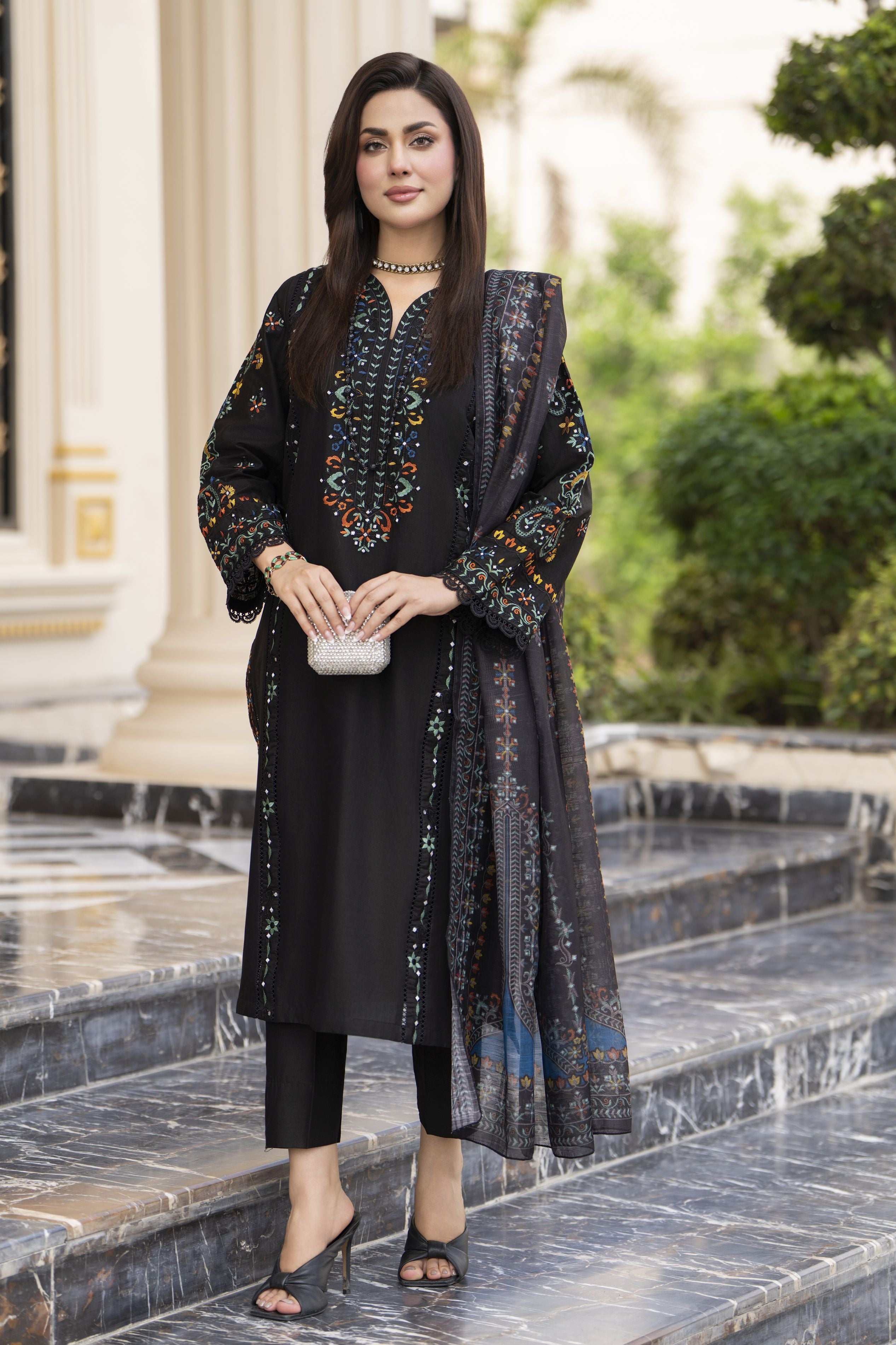 Cotton Canvas by Zaiwa – 3pc Black Cotton Pakistani Designer Suit CCZ9
