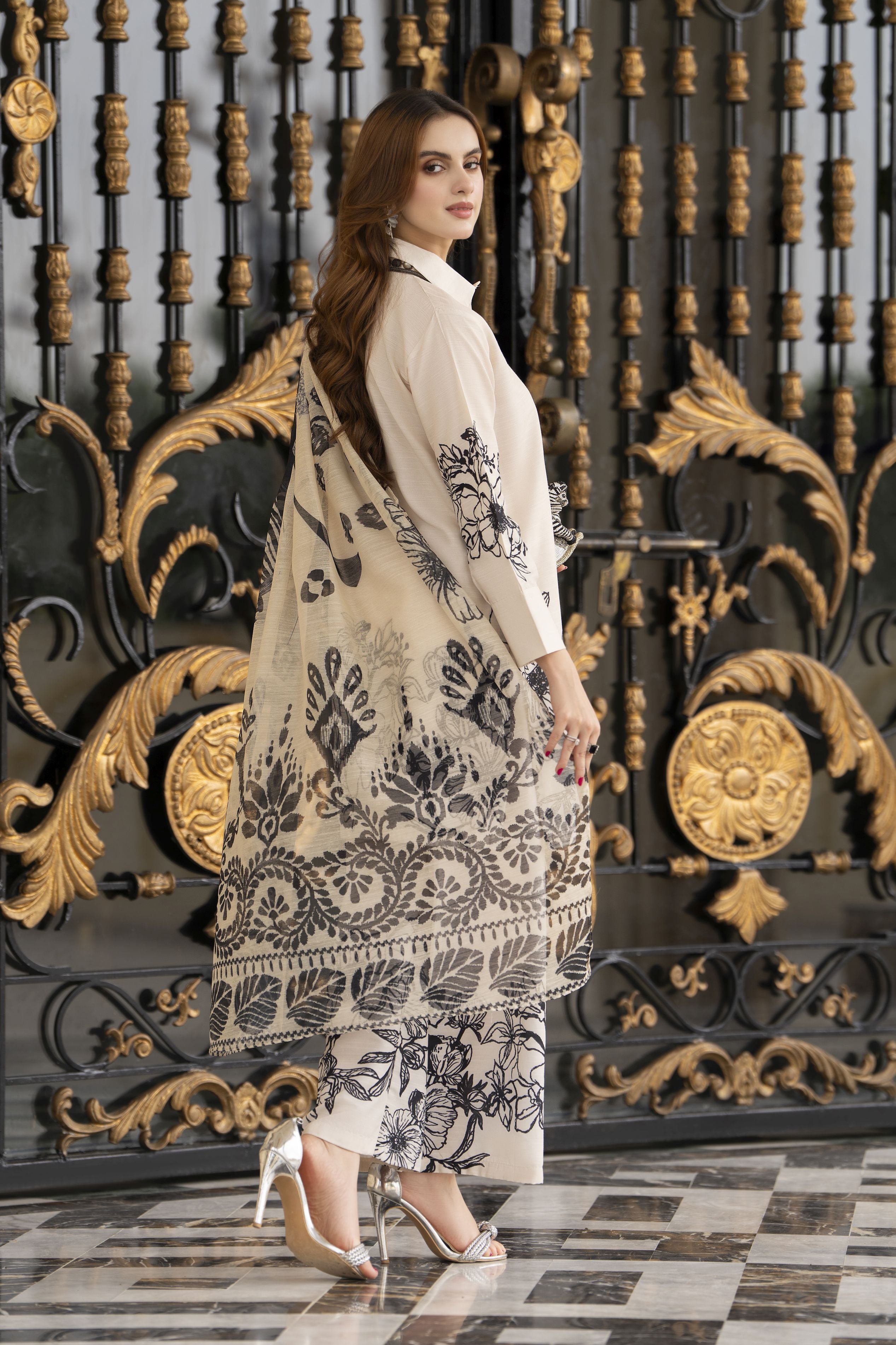 Daily Drapes by Mona – 3pc Raw Silk Printed co-ord set with Palazzo Pants DDR8