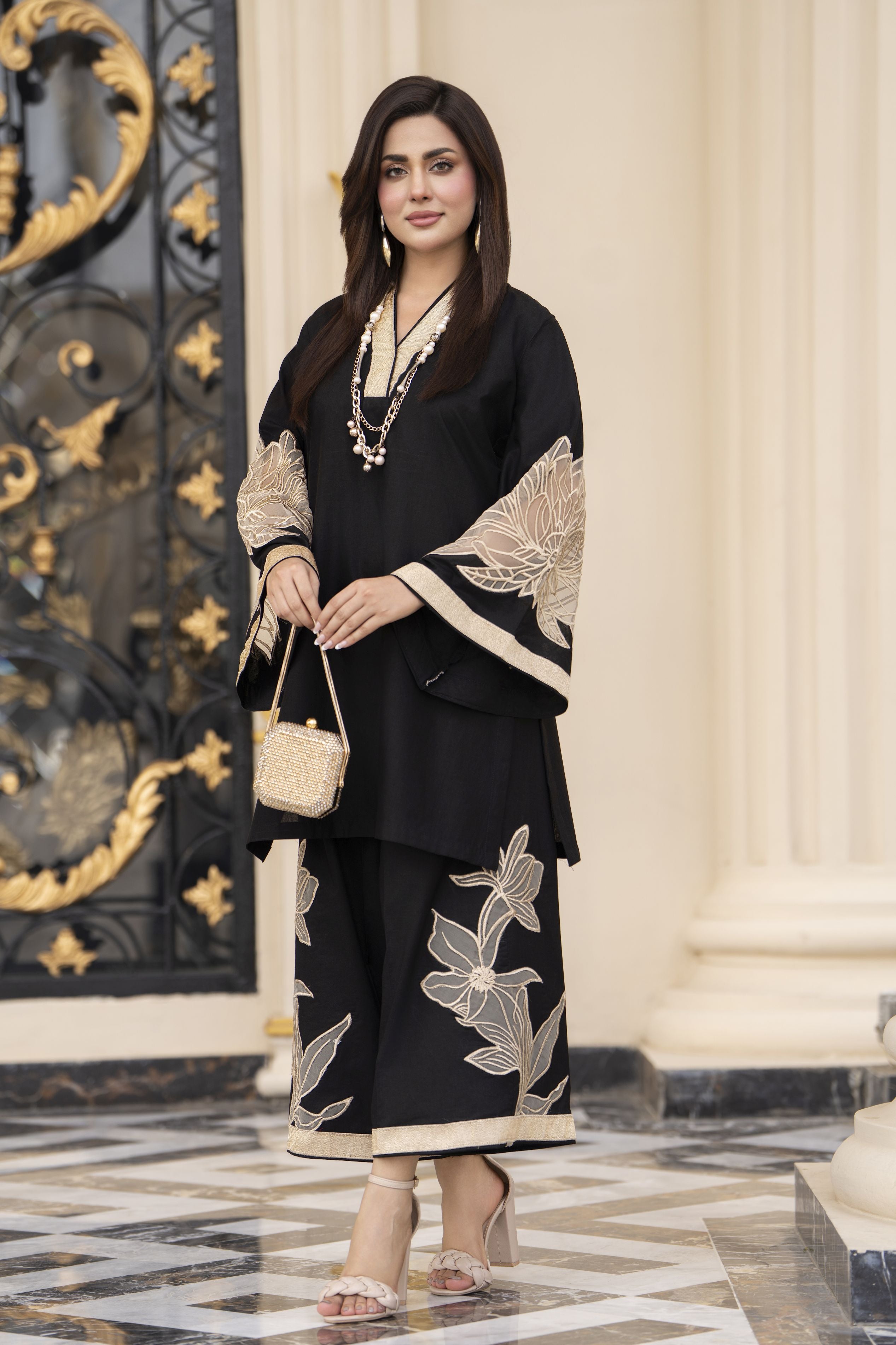 Dhanak Canvas by Zaiwa – 2pc Black Dhanak Designer Kurta Set CCZ11