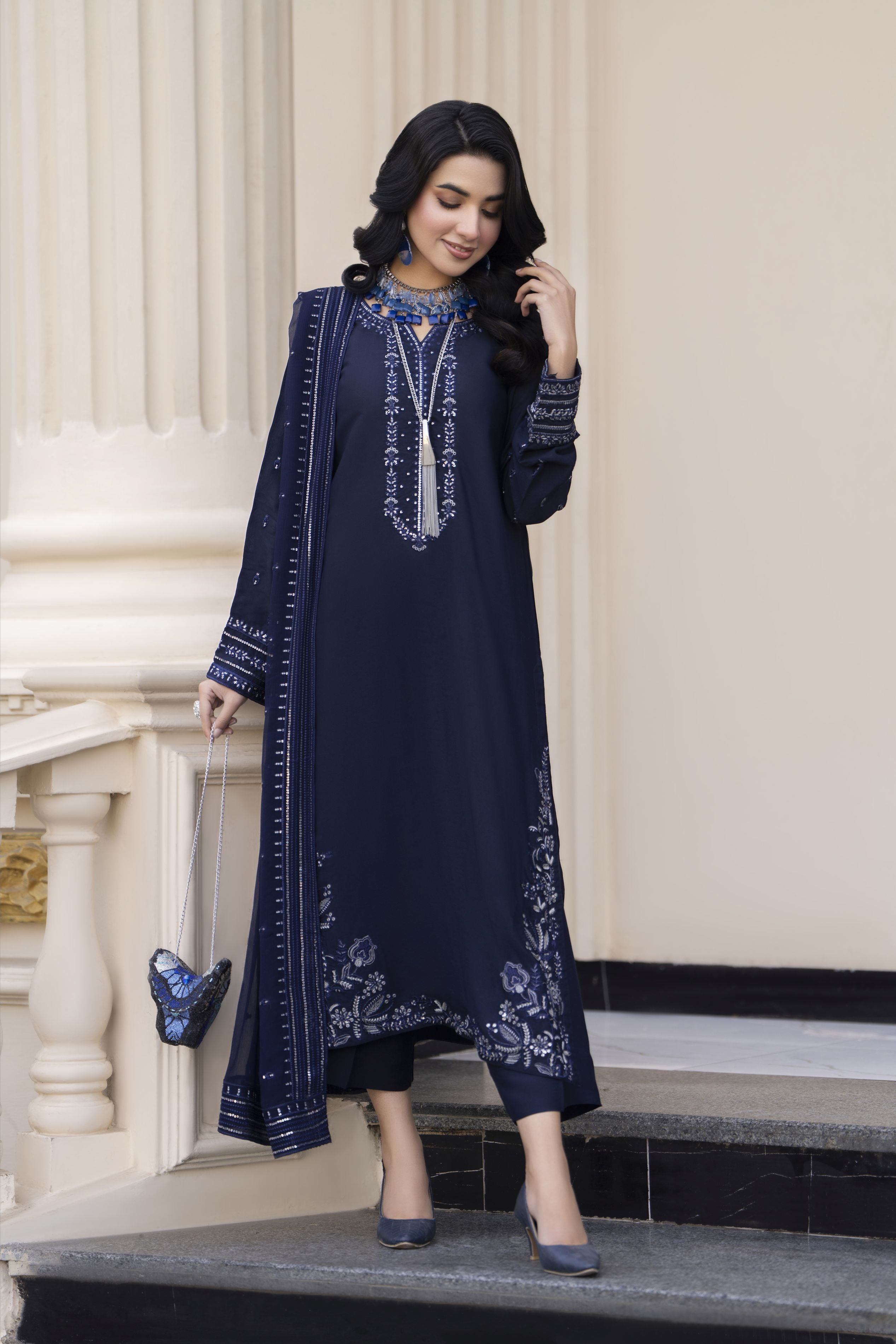 Aleezay Evara 3pc Raw Silk Long Embroidered Ready to Wear Suit EZ10