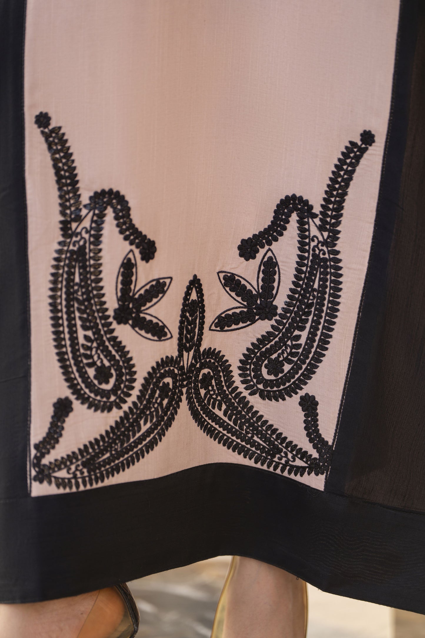 Reshmi RA8 Beige & Black Embroidered 3pc Raw Silk Suit with Chiffon Dupatta