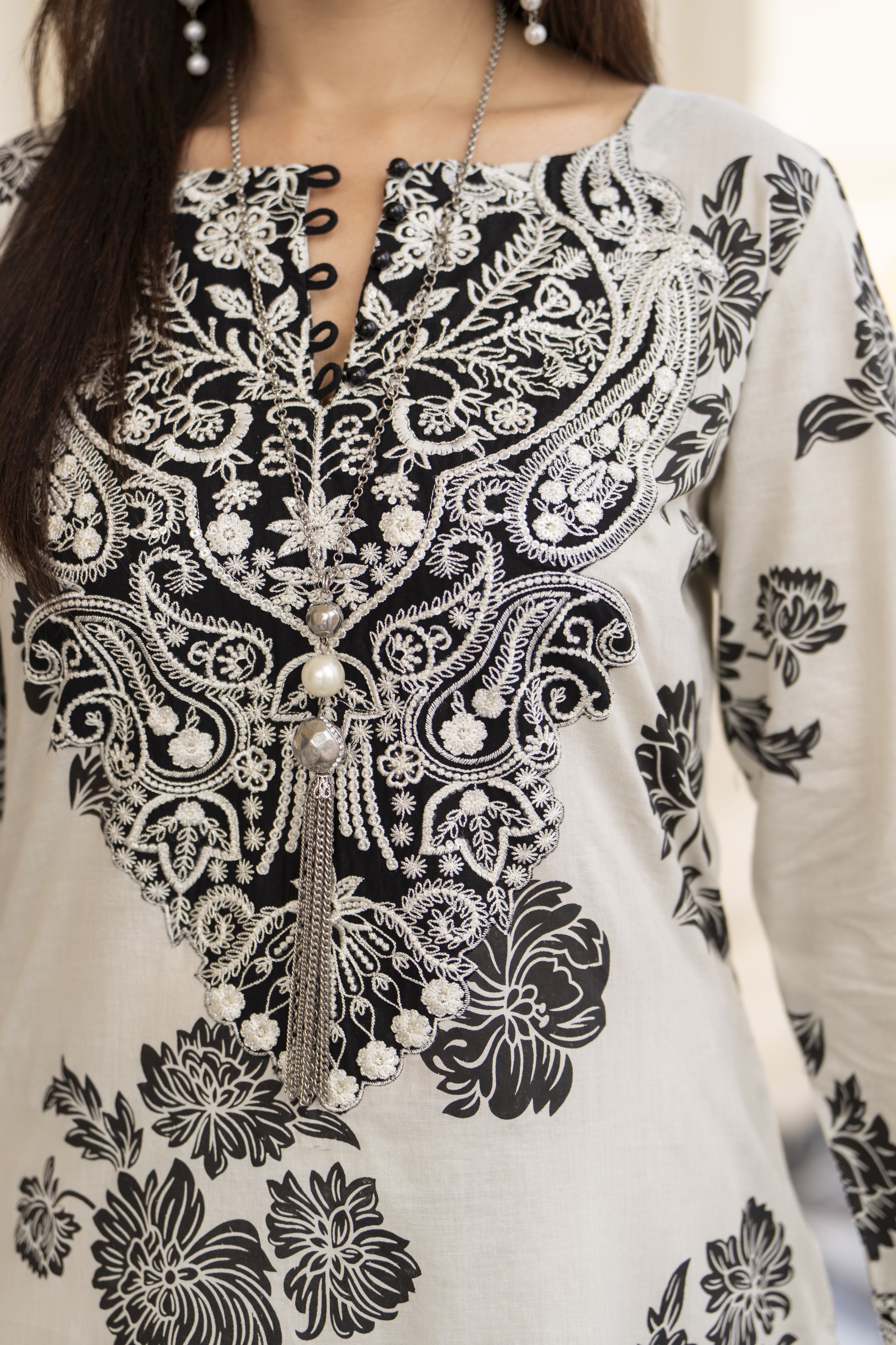 Cotton Canvas by Zaiwa – 2pc Off-White Cotton Embroidered Dress CCZ8