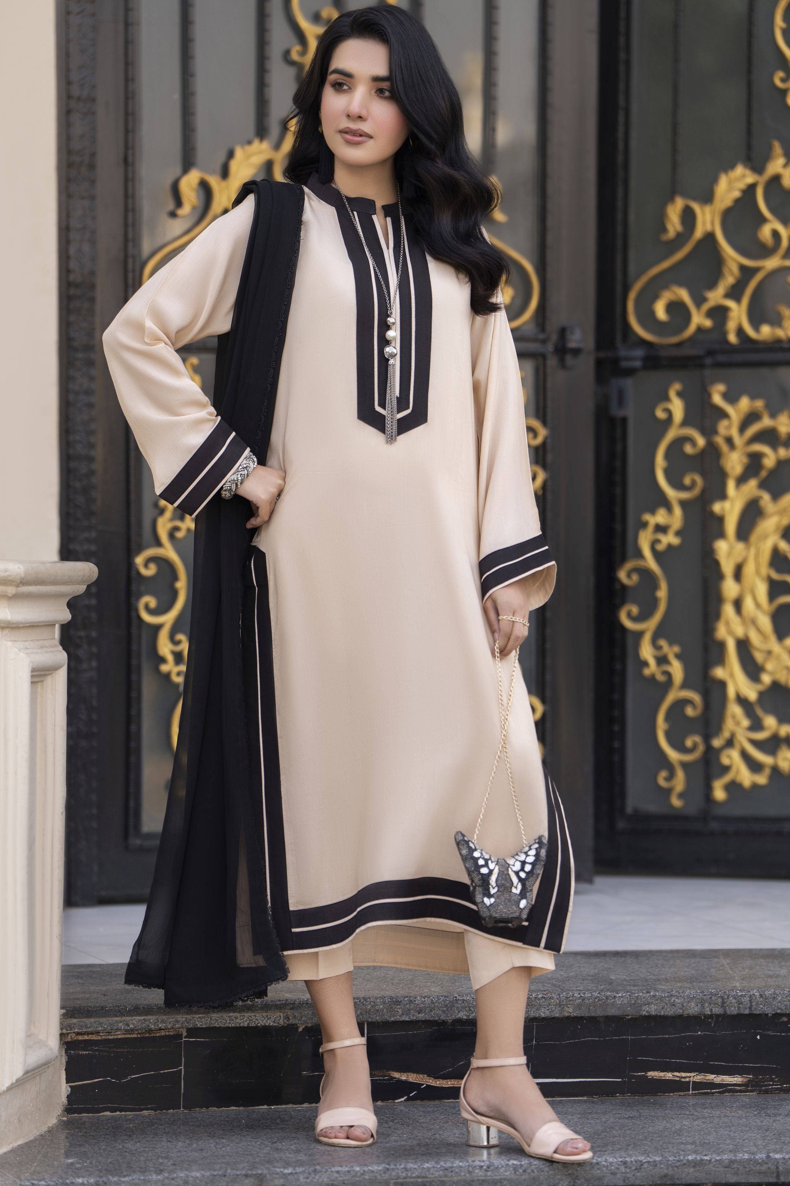 Aleezay Evara 3pc Raw Silk Long Kurta with Straight Trousers EZ4