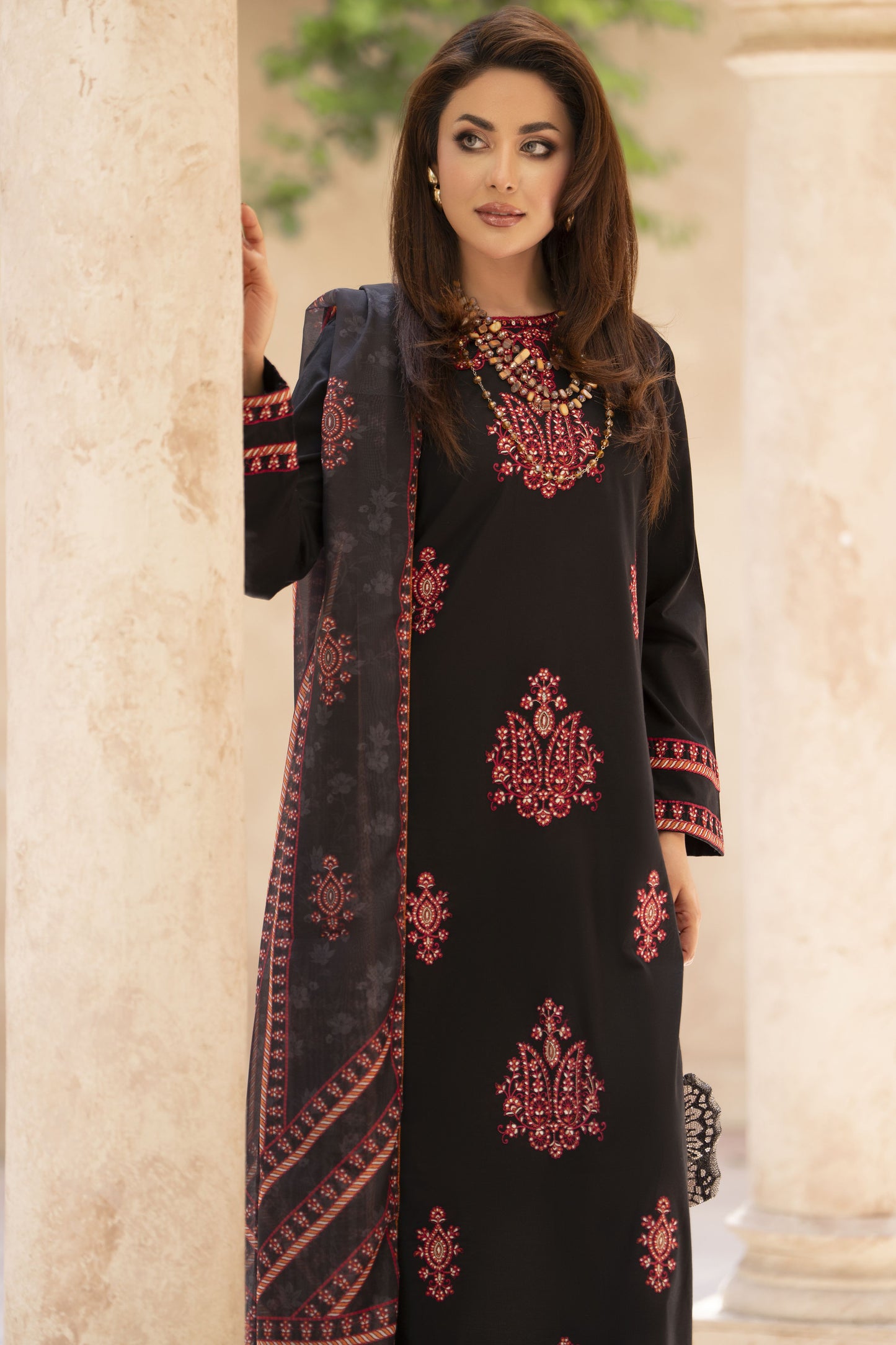 Zaiwa Sway4 3pc Embroidered Cotton Long Shirt Suit with Printed Dupatta