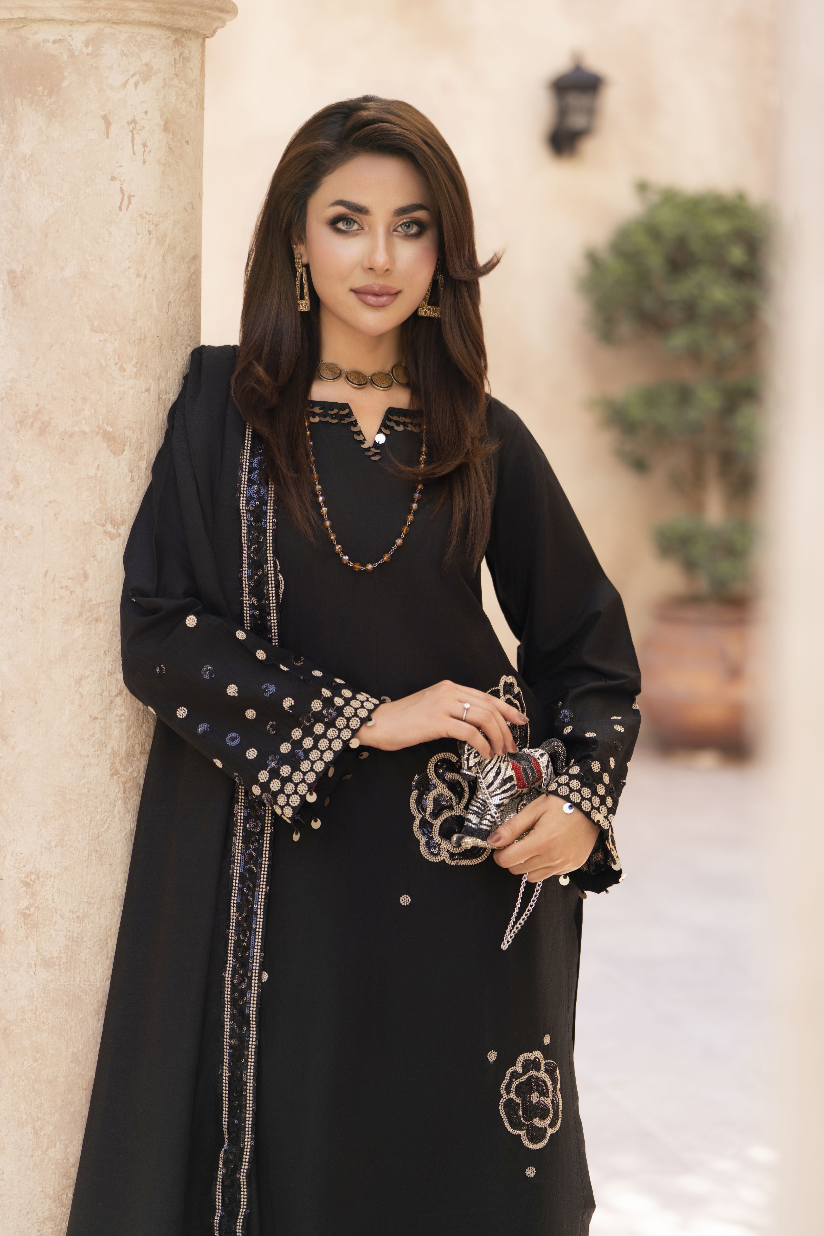 Zaiwa Sway12 3pc Black Sequin Embroidered Lawn Suit with Dupatta