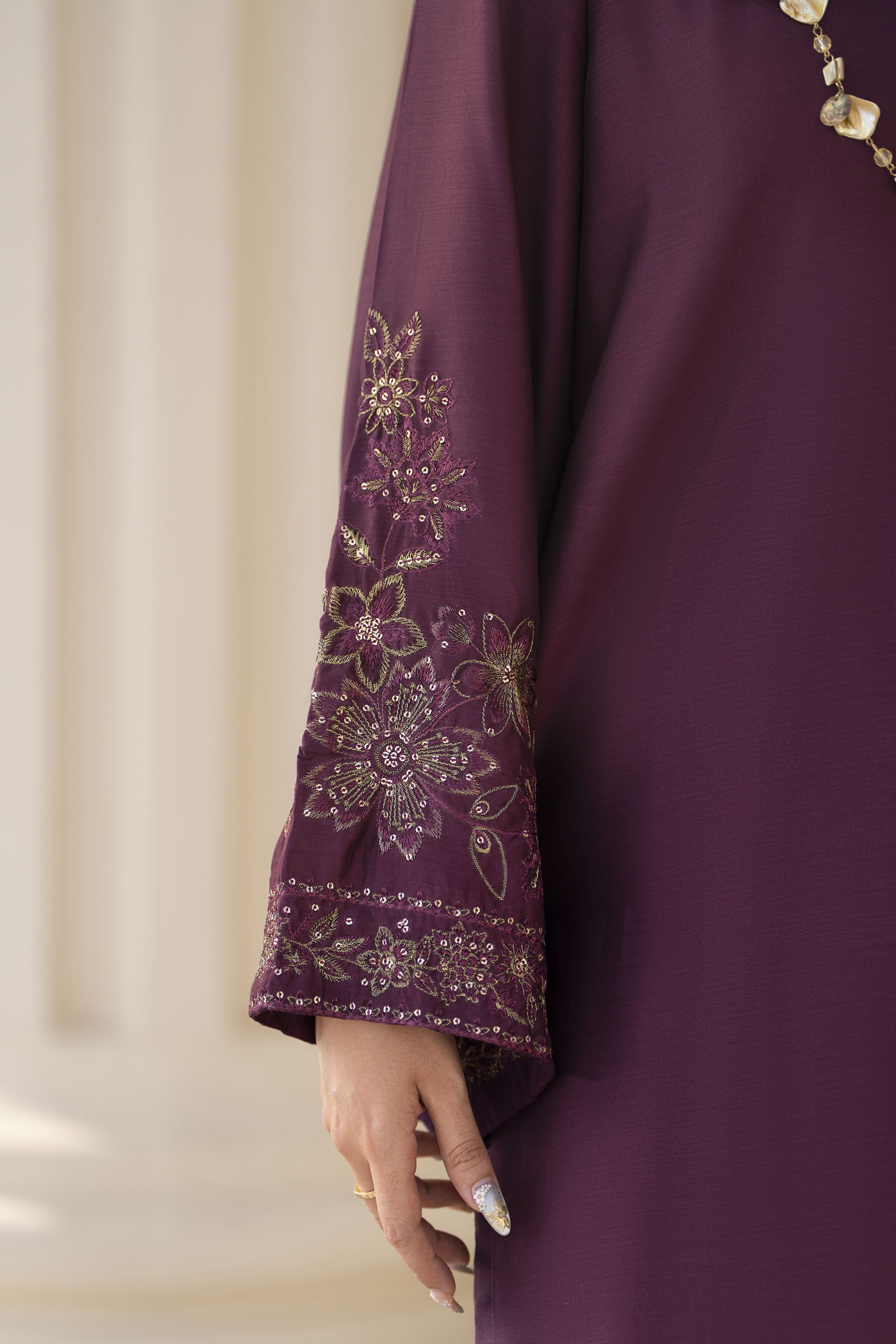 Aabpara Afsana 3pc Embroidered Viscose Winter Ready-to-Wear Suit – AAF9