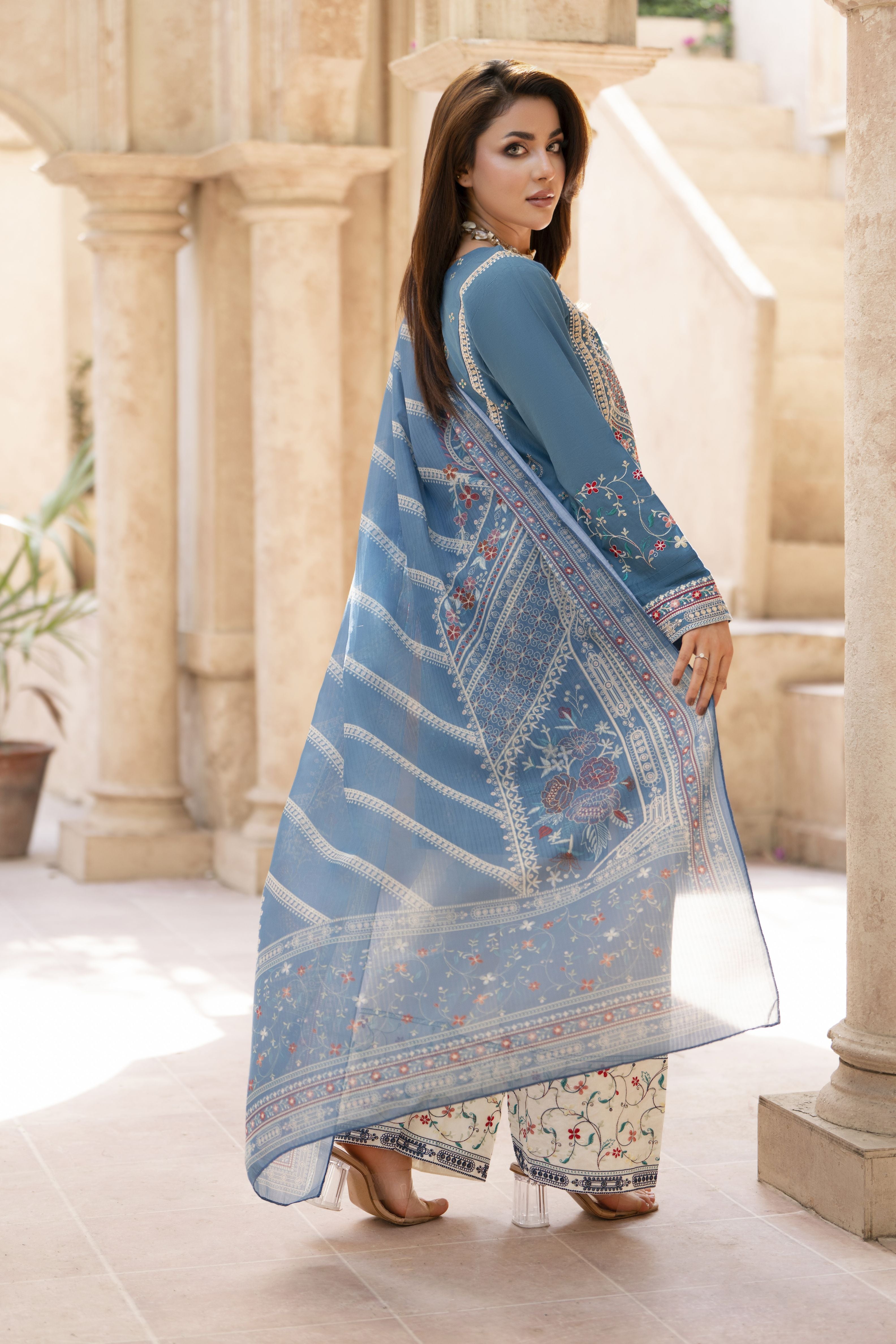 Zaiwa Sway3 3pc Cotton Farshi Shalwar Suit with Printed Dupatta