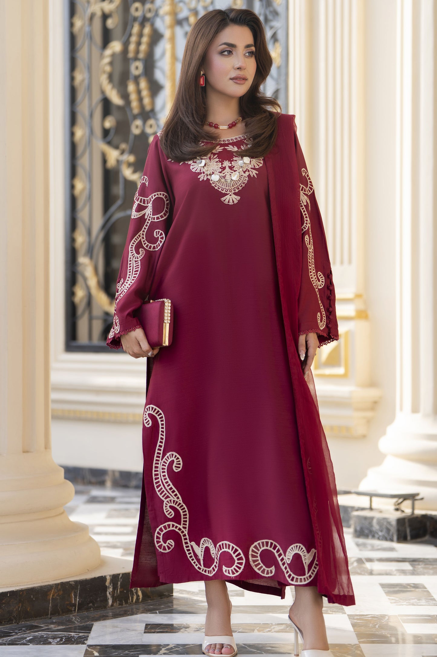 Aabpara Afsana 3pc Embroidered Viscose Winter Ready-to-Wear Suit – AAF8