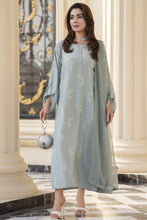 Aabpara Afsana 3pc Embroidered Viscose Winter Ready-to-Wear Suit – AAF4