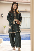 ZWM7 Zimal Winter Muse Bottle Green Embroidered Dhanak 2pc Ready to Wear