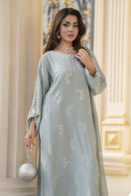 Aabpara Afsana 3pc Embroidered Viscose Winter Ready-to-Wear Suit – AAF4