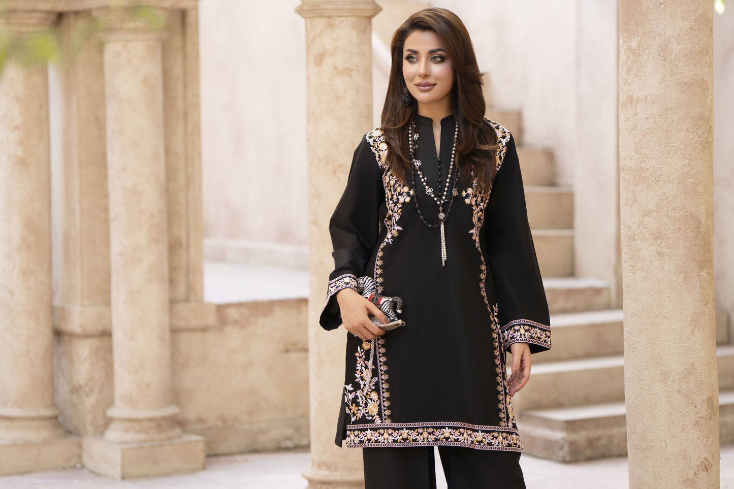 Zaiwa 2pc Black Cotton Embroidered Suit – Sway13