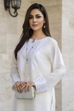 White Embroidered Farshi Set – Chand Sa Libaas by Aleezay | CSLA6