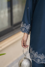 ZWM3 Zimal Winter Muse Deep Teal Embroidered Dhanak 2pc Ready to Wear