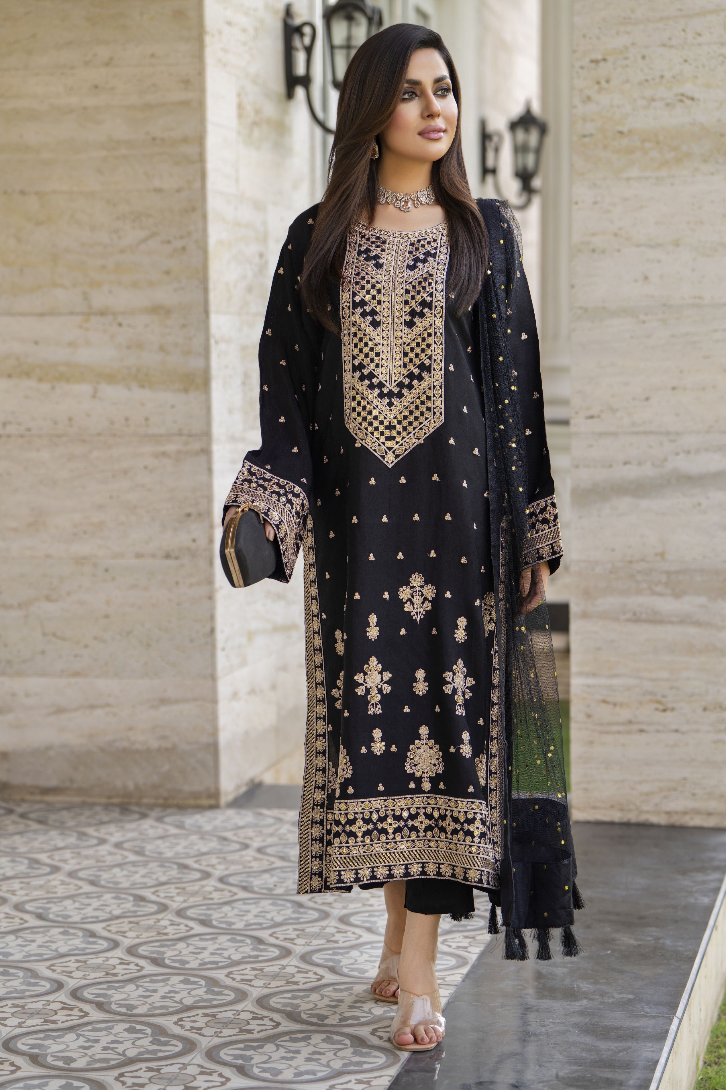 Black Raw Silk Embroidered Dress with Monar Dupatta – Chand Sa Libaas by Aleezay | CSLA2