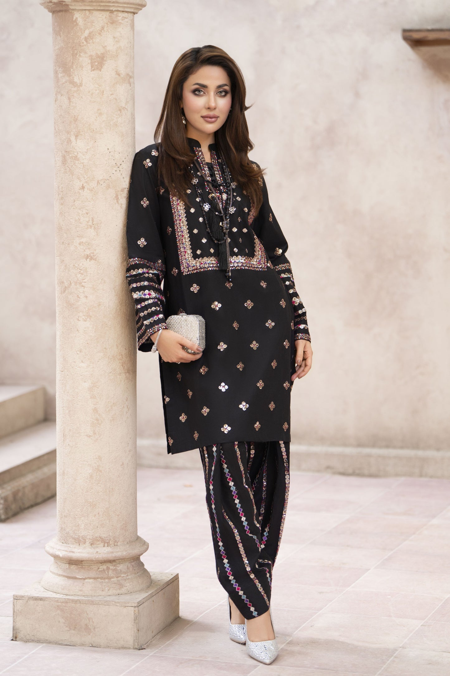 Zaiwa Sway6 2pc Black Sequin Embroidered Cotton Shalwar Suit