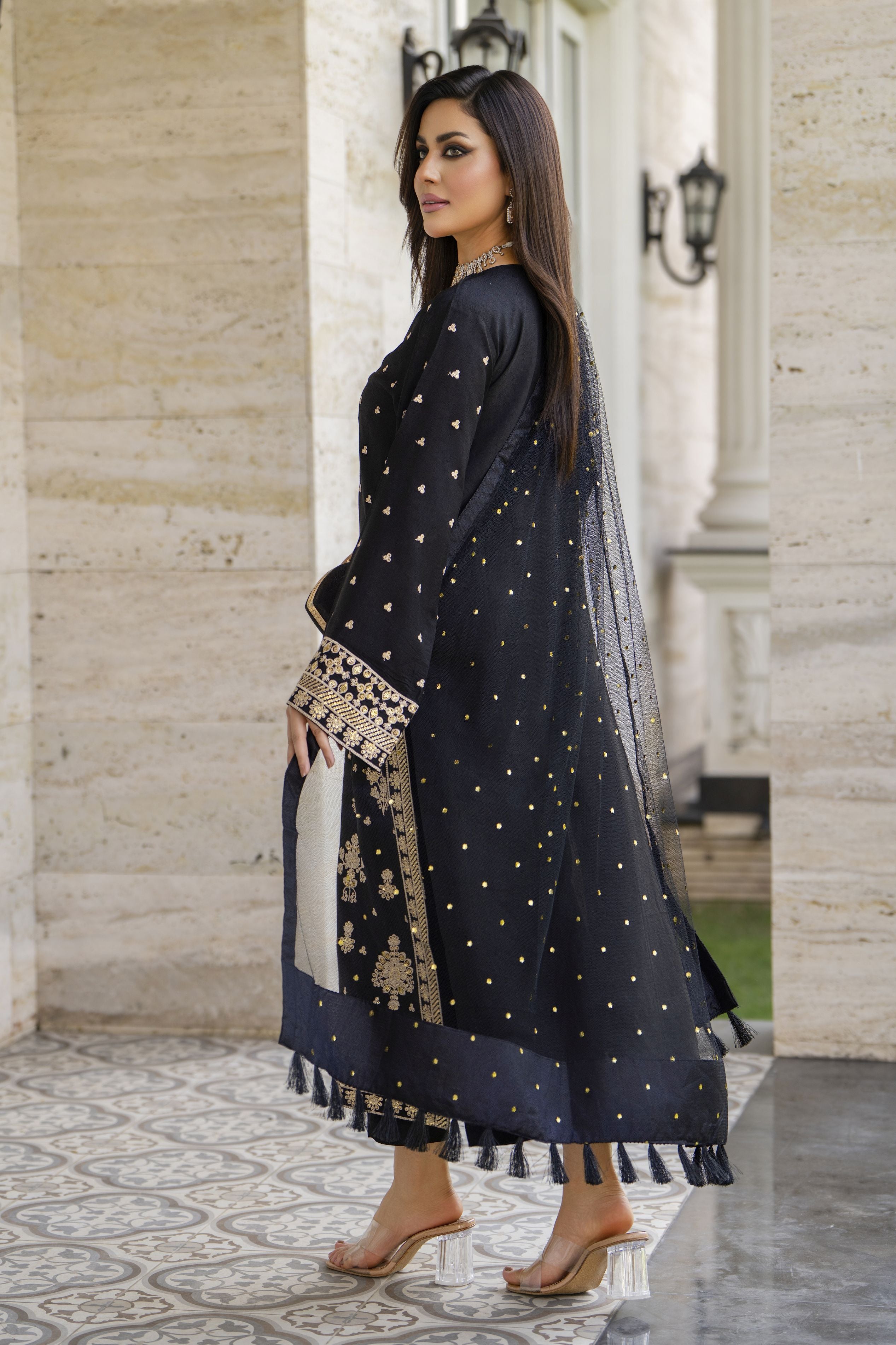 Black Raw Silk Embroidered Dress with Monar Dupatta – Chand Sa Libaas by Aleezay | CSLA2