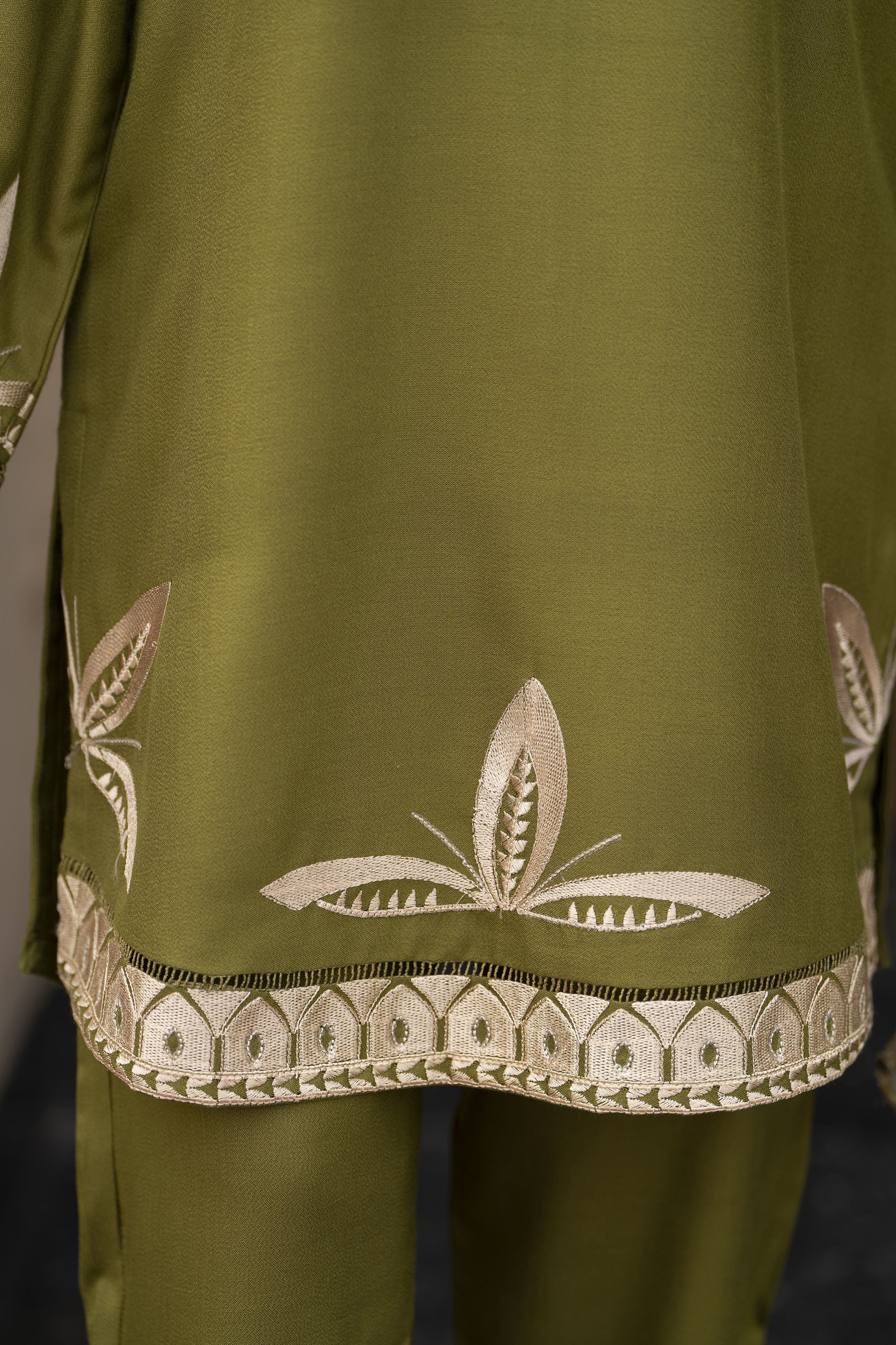 ZWM4 Zimal Winter Muse Olive Green Embroidered Dhanak 2pc Ready to Wear