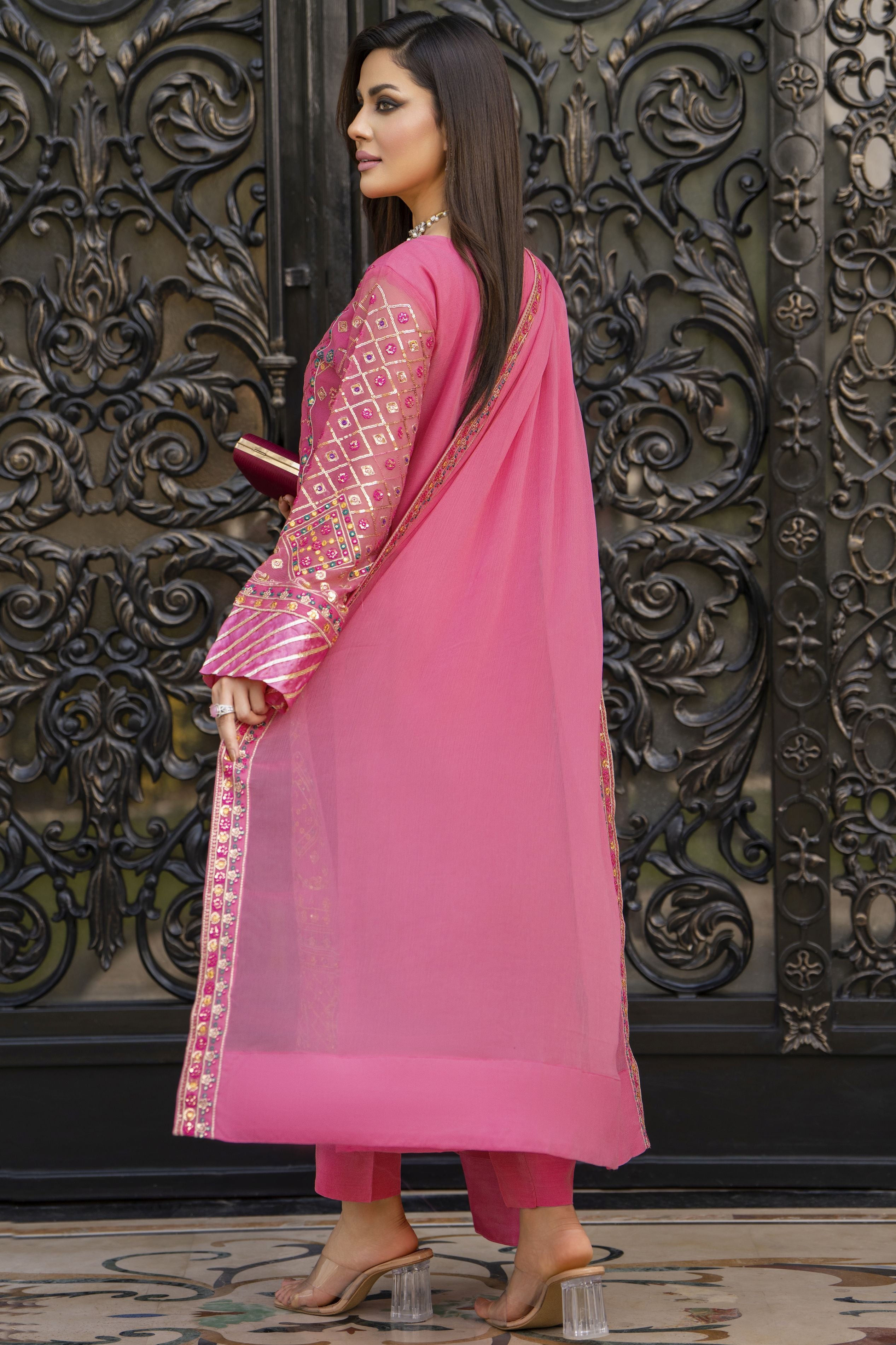 Fuchsia Pink Embroidered Chiffon Eid Dress – Chand Sa Libaas by Aleezay | CSLA3