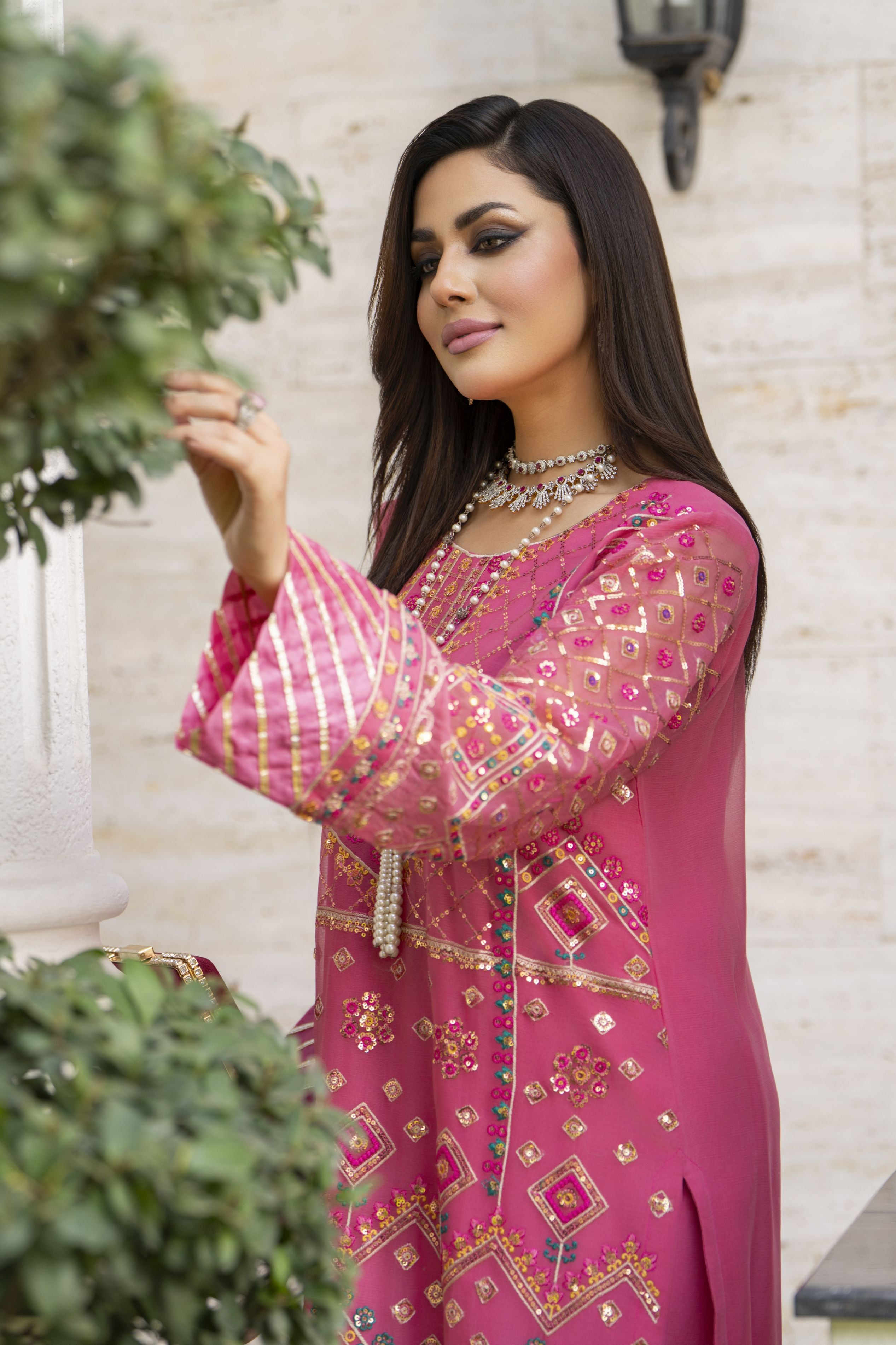 Fuchsia Pink Embroidered Chiffon Eid Dress – Chand Sa Libaas by Aleezay | CSLA3