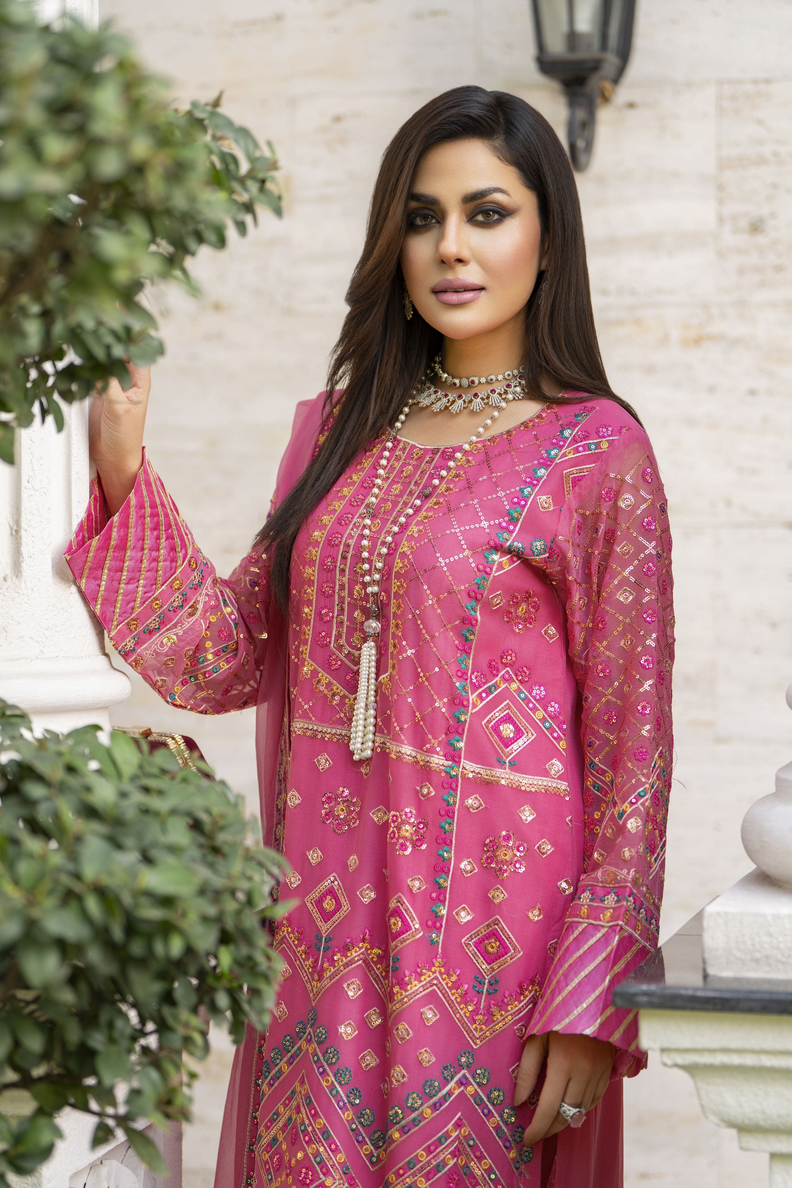 Fuchsia Pink Embroidered Chiffon Eid Dress – Chand Sa Libaas by Aleezay | CSLA3