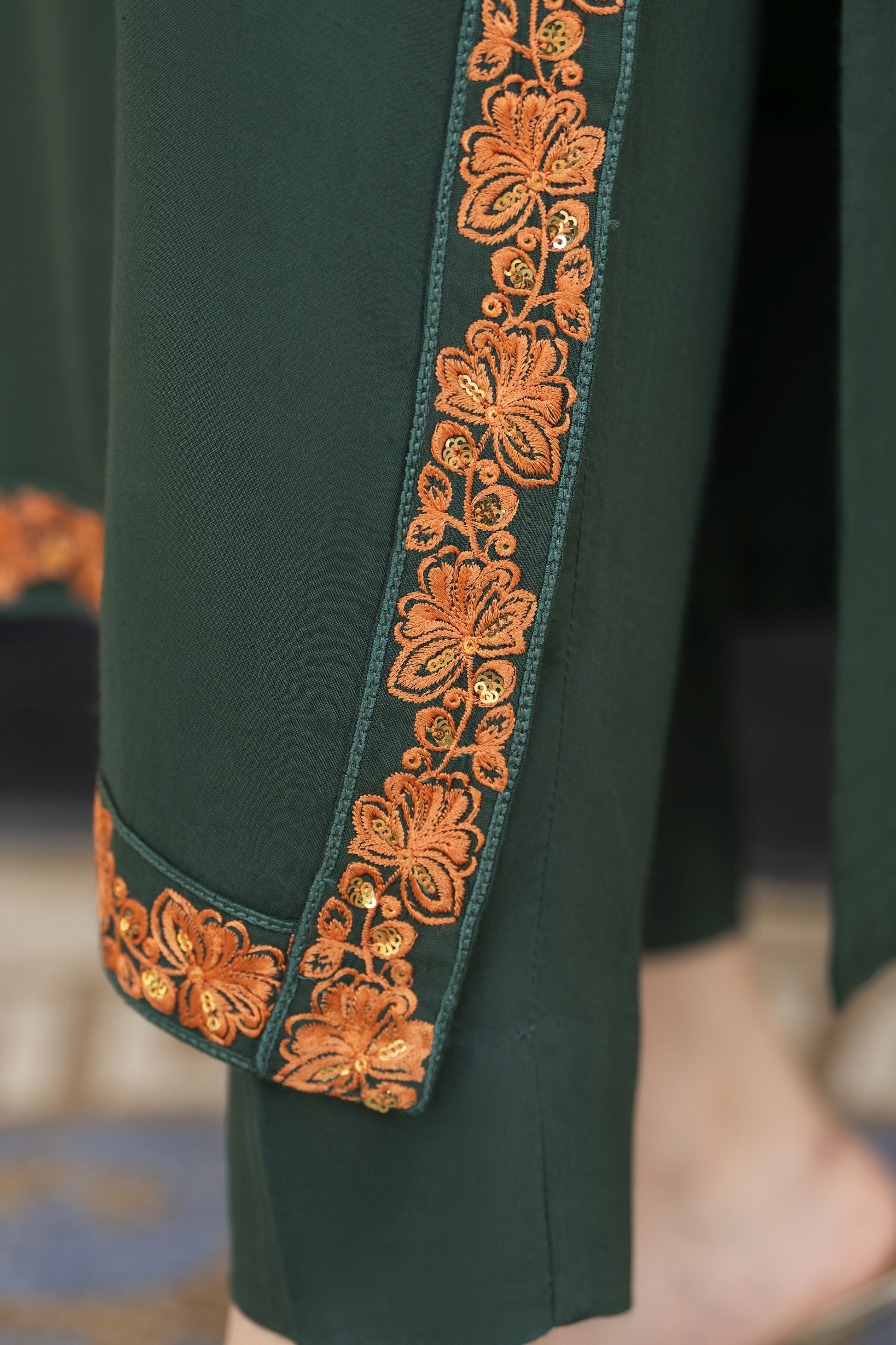 Bottle Green Embroidered 3pc Linen Pakistani Dress Linen Aura by Miski LAM5