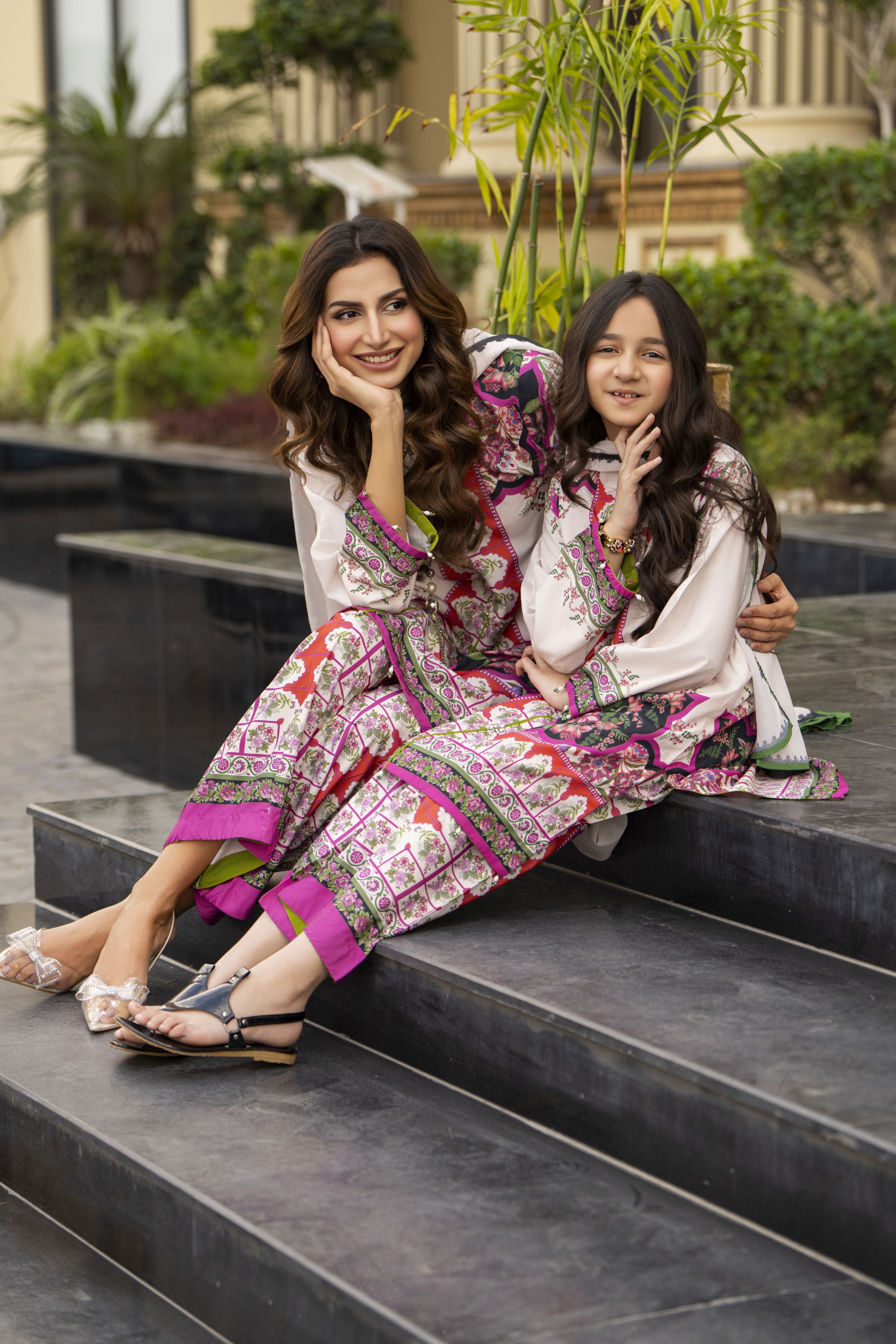 Matching Moments Mother Daughter Grip Outfits by Ain – MMA3