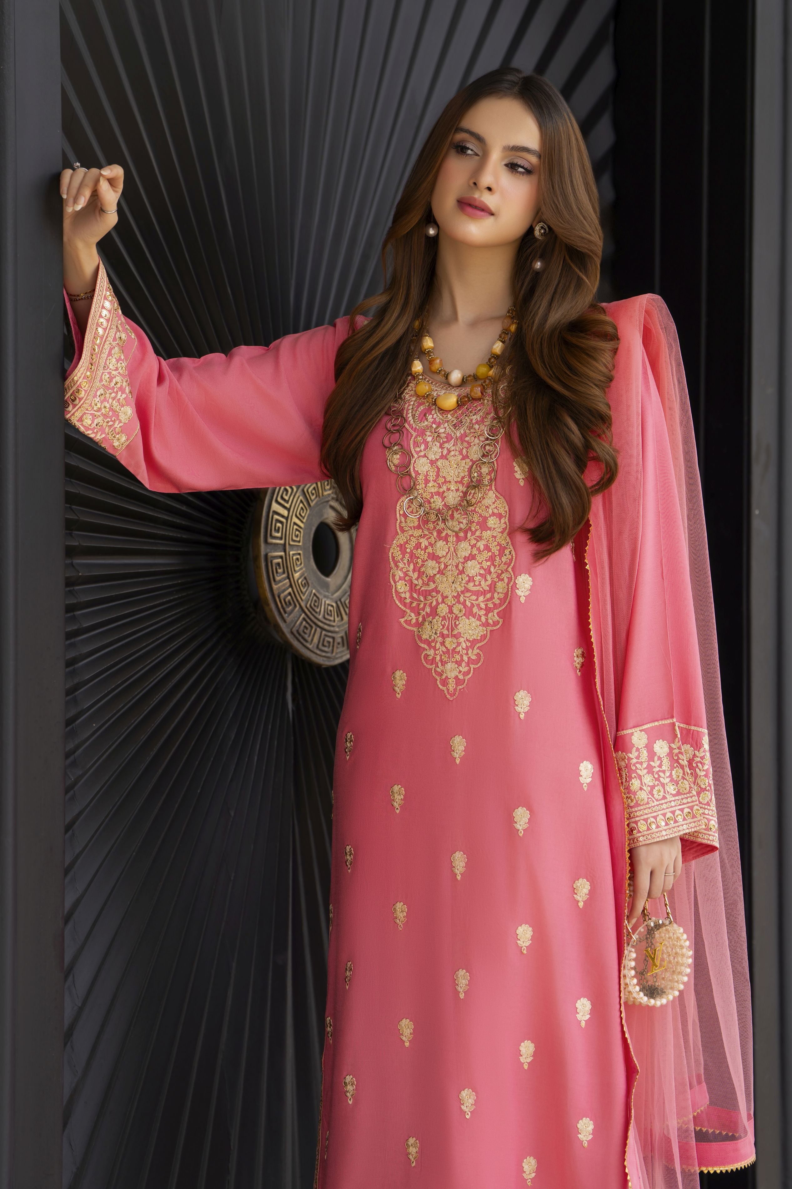 Peach Embroidered 3pc Linen Dress with Net Dupatta – Linen Aura by Miski LAM2