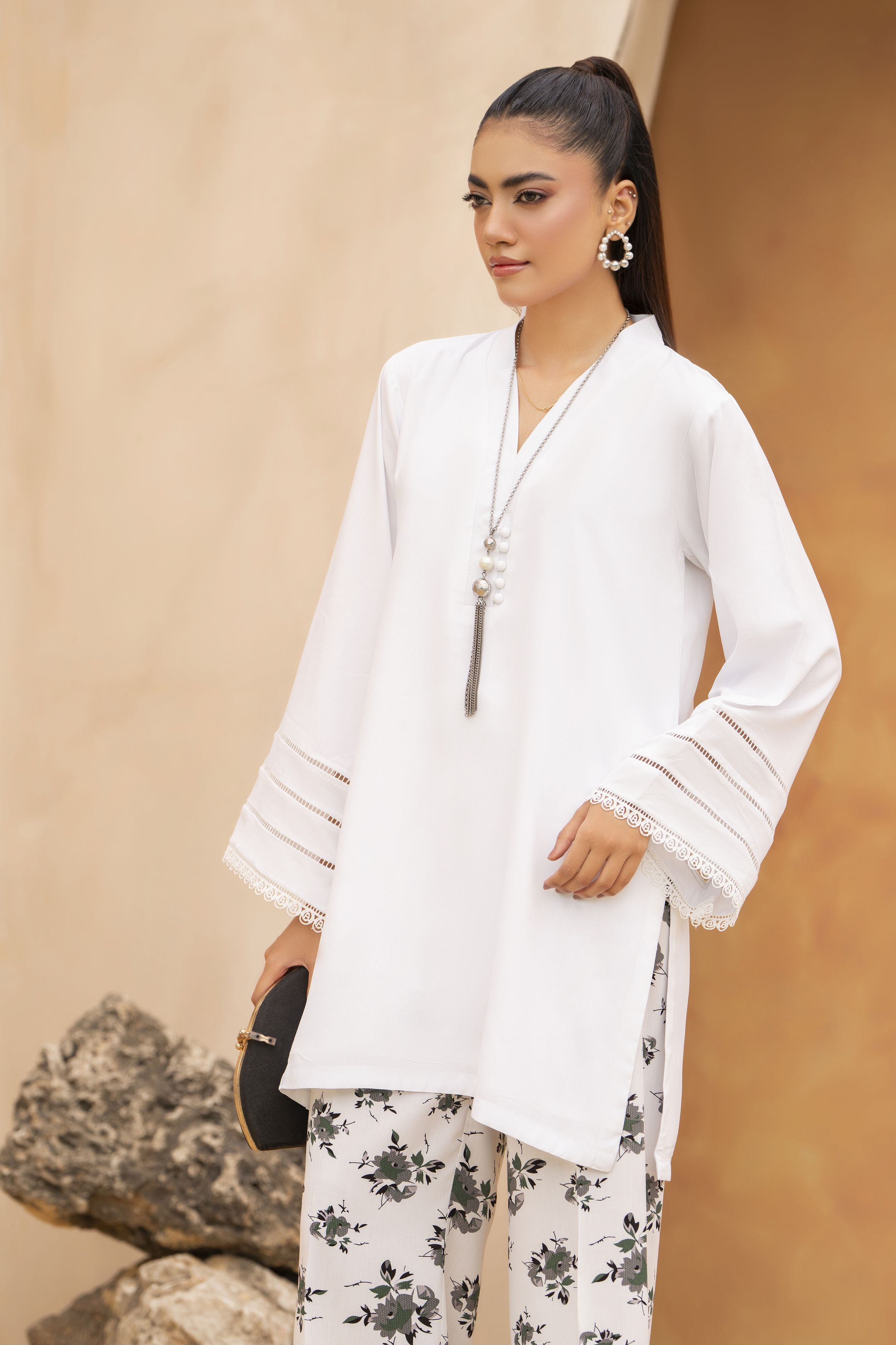 White Solid and Printed Linen 2pc Ready to Wear Dress by Gul Warun LDG6