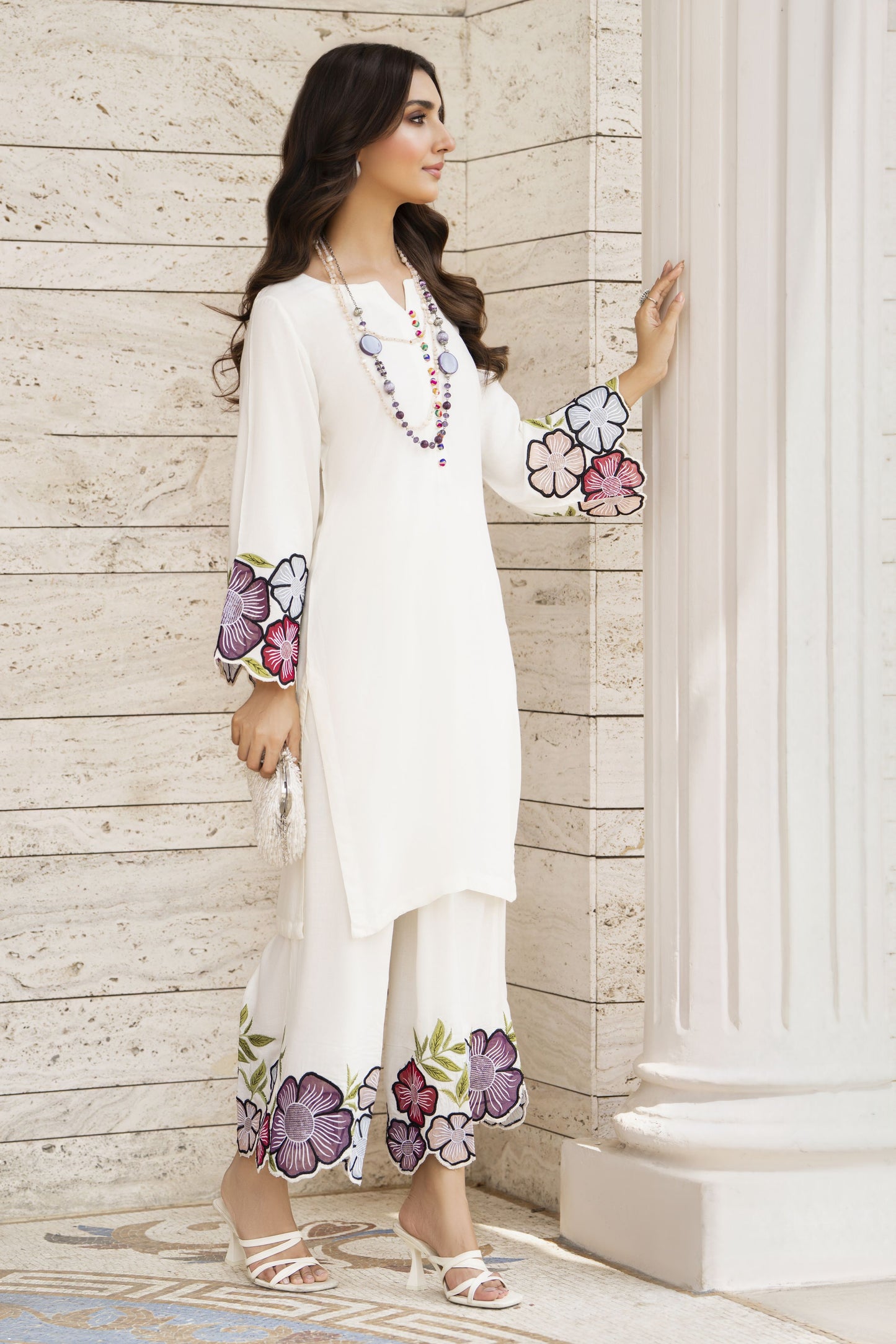 Zaiwa Winterlite 2Pc Linen Embroidered Off White Suit ZWL11