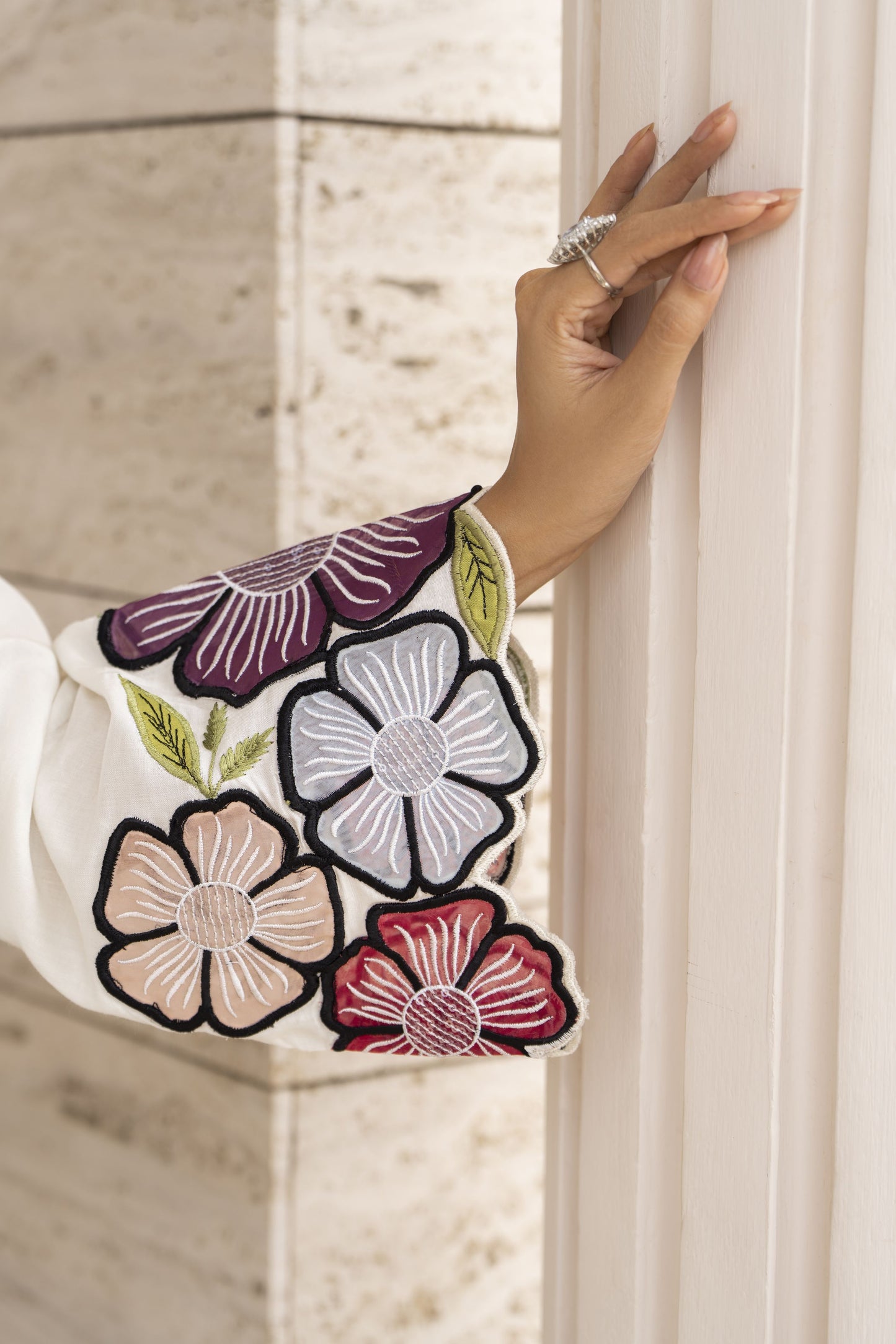 Zaiwa Winterlite 2Pc Linen Embroidered Off White Suit ZWL11