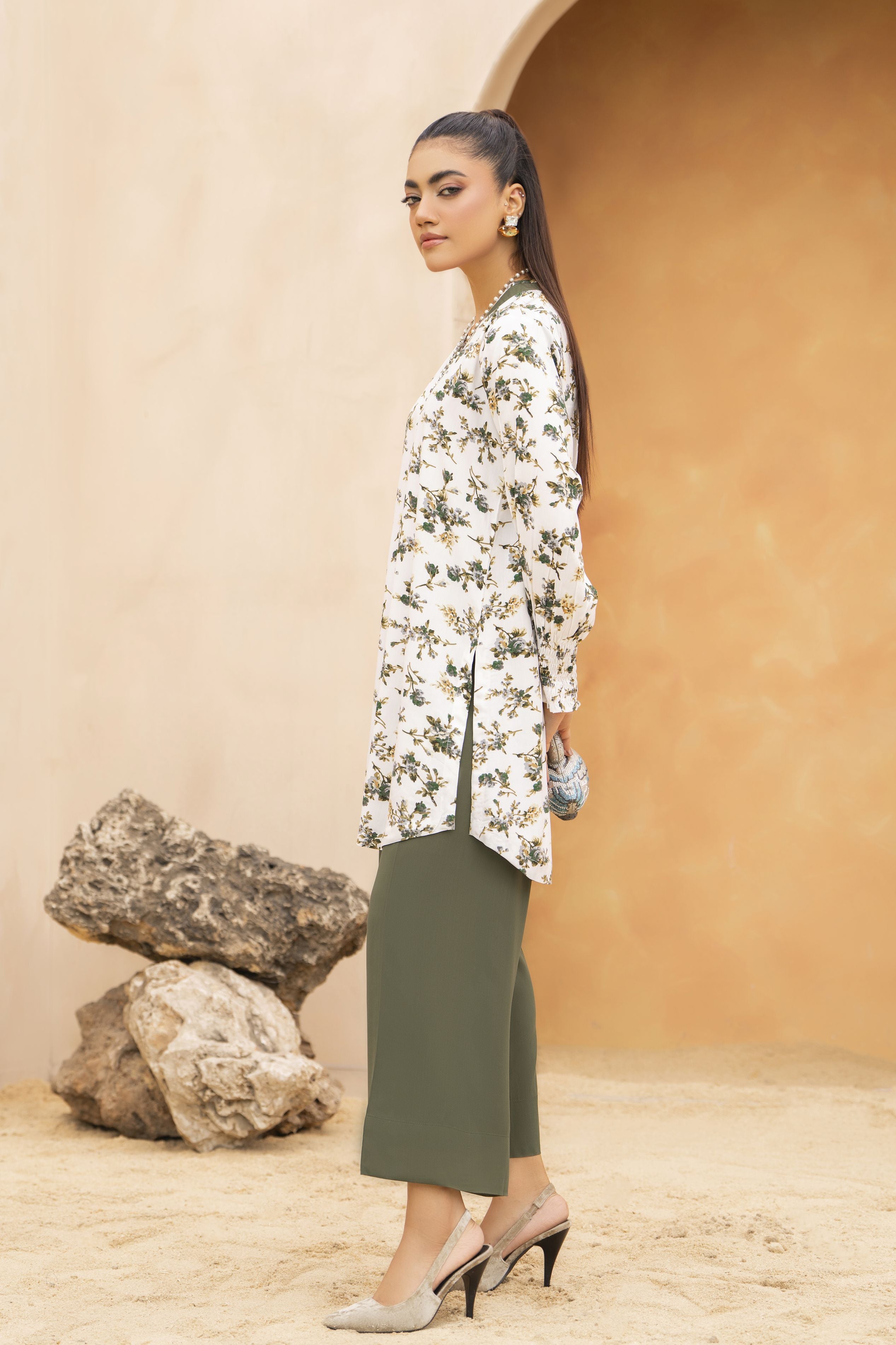 Printed Linen 2pc Ready to Wear Dress by Gul Warun LDG1