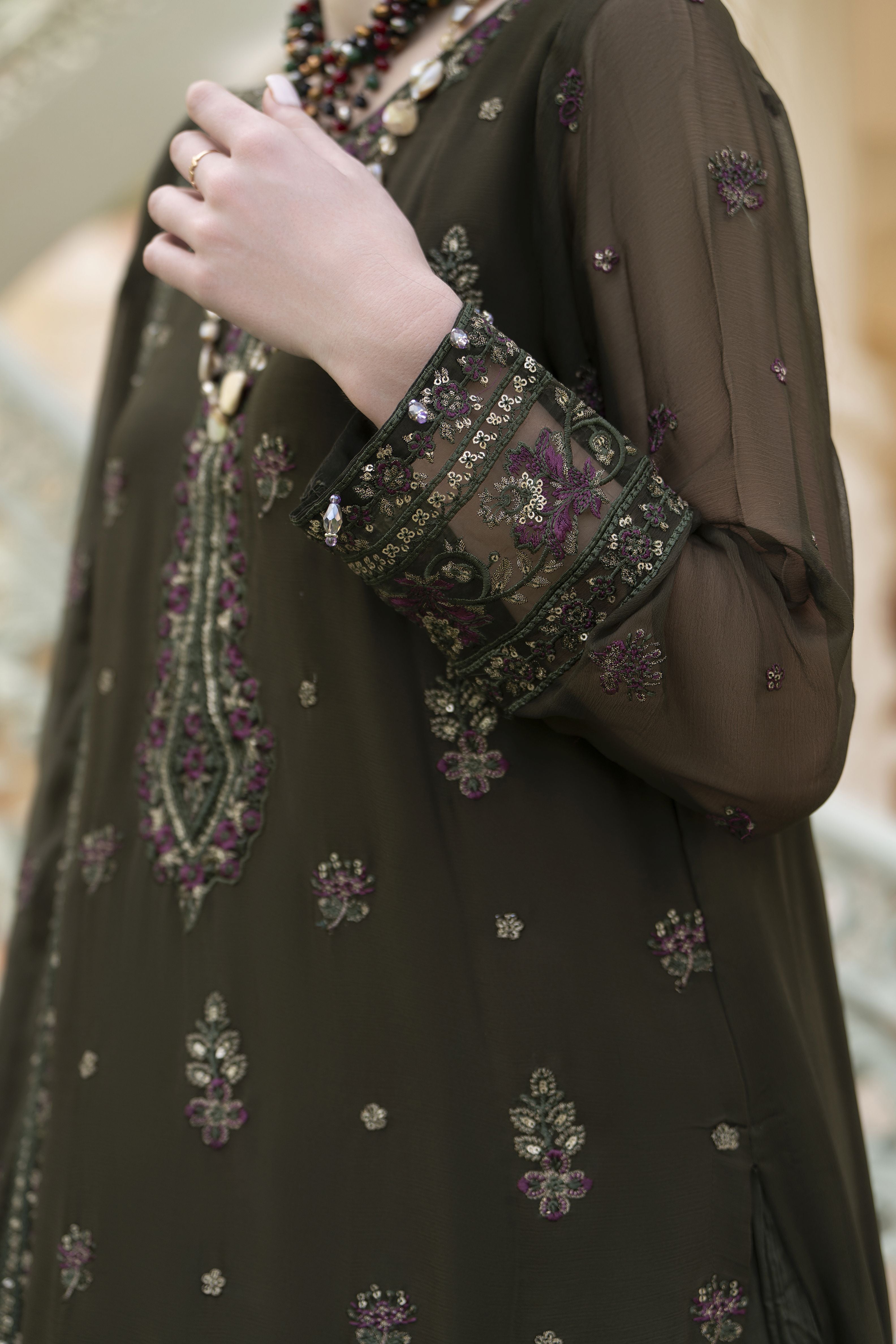 Zaina 3pc Embroidered Chiffon Suit – ZNC9