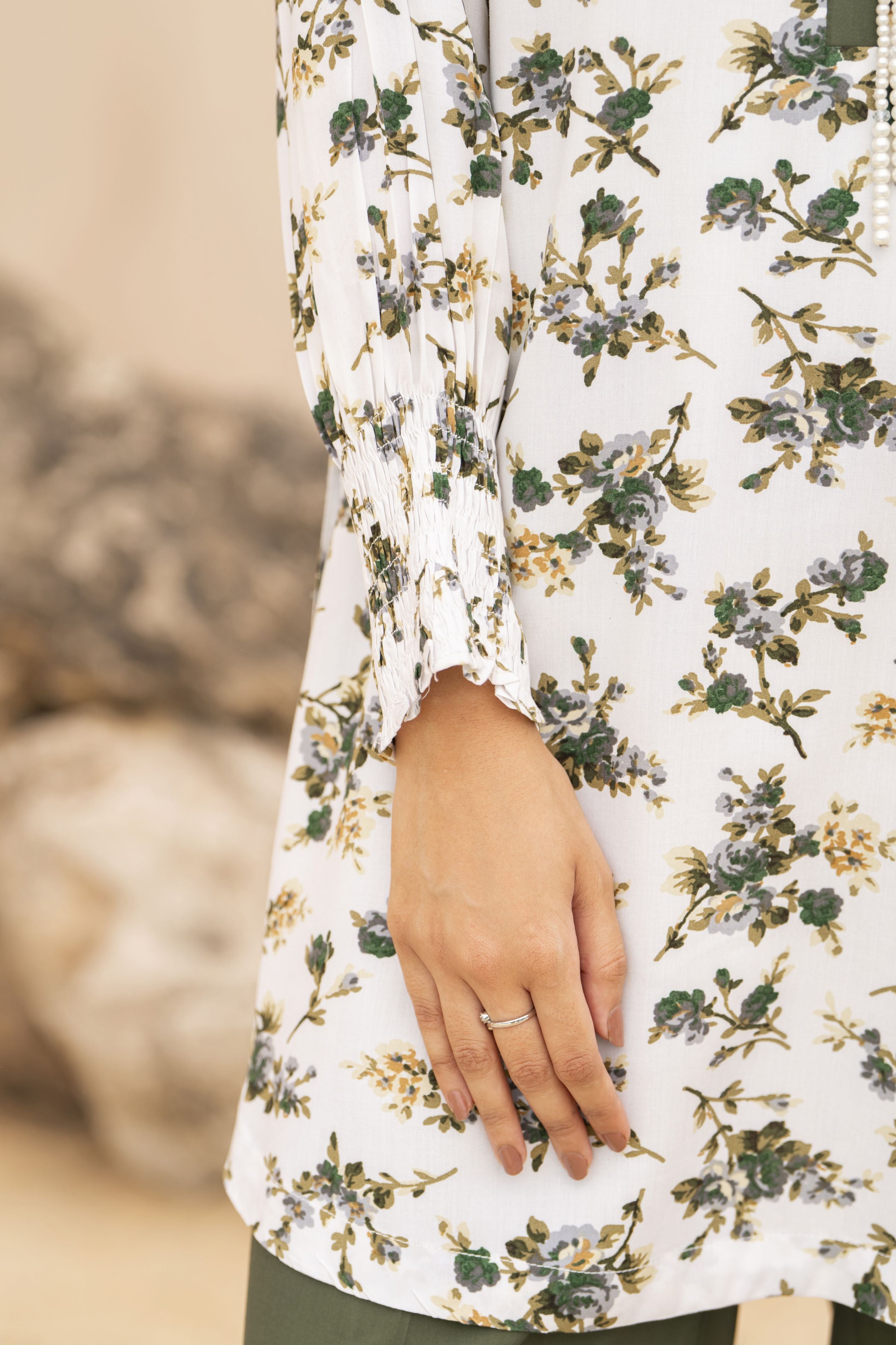 Printed Linen 2pc Ready to Wear Dress by Gul Warun LDG1