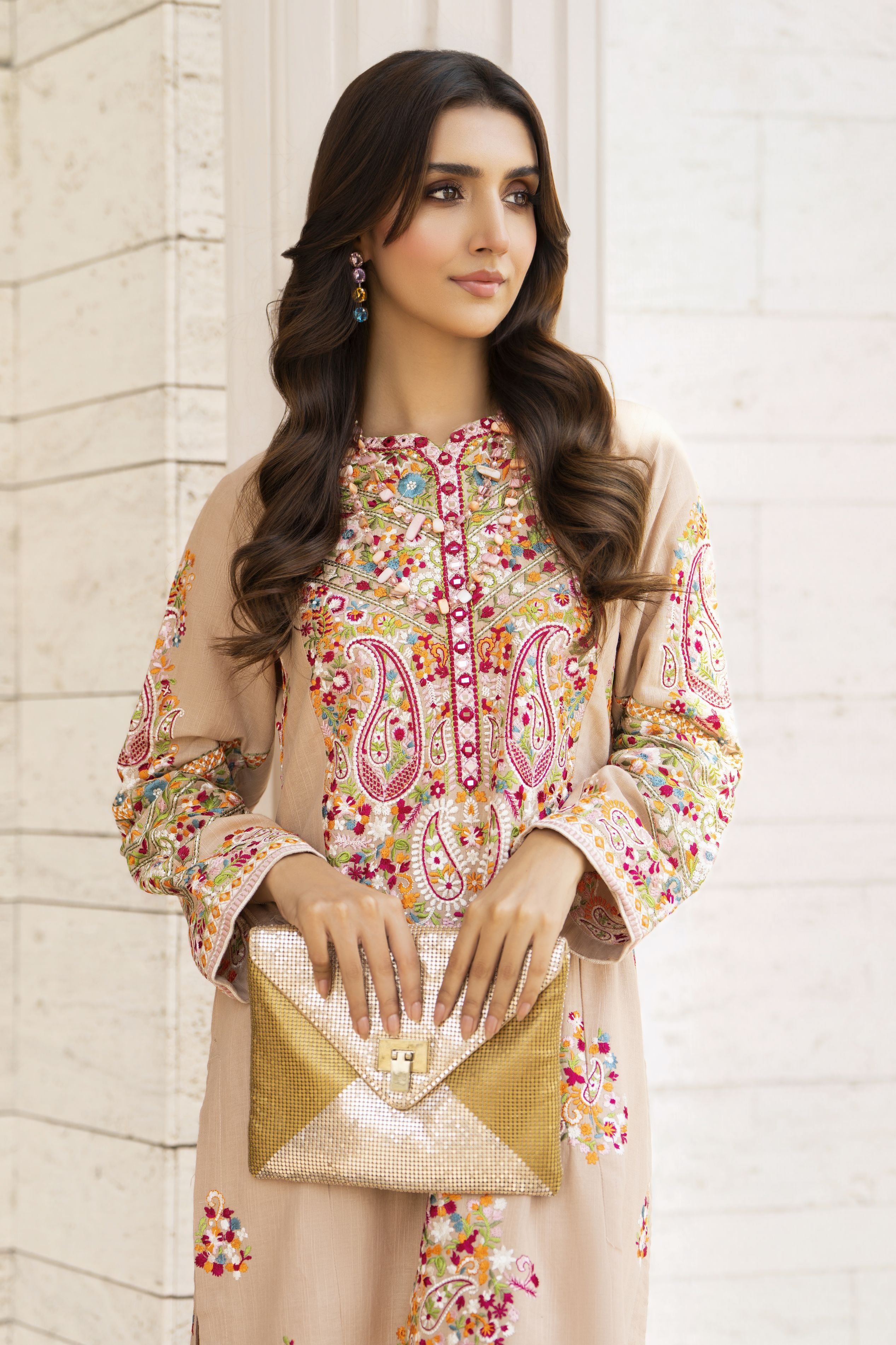 Zaiwa Winterlite 2-Piece Khaddar Embroidered Mirror Work Suit ZWL1