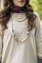 Gul Warun 3pc Embroidered Cotton Suit with Chiffon Dupatta – AMG8