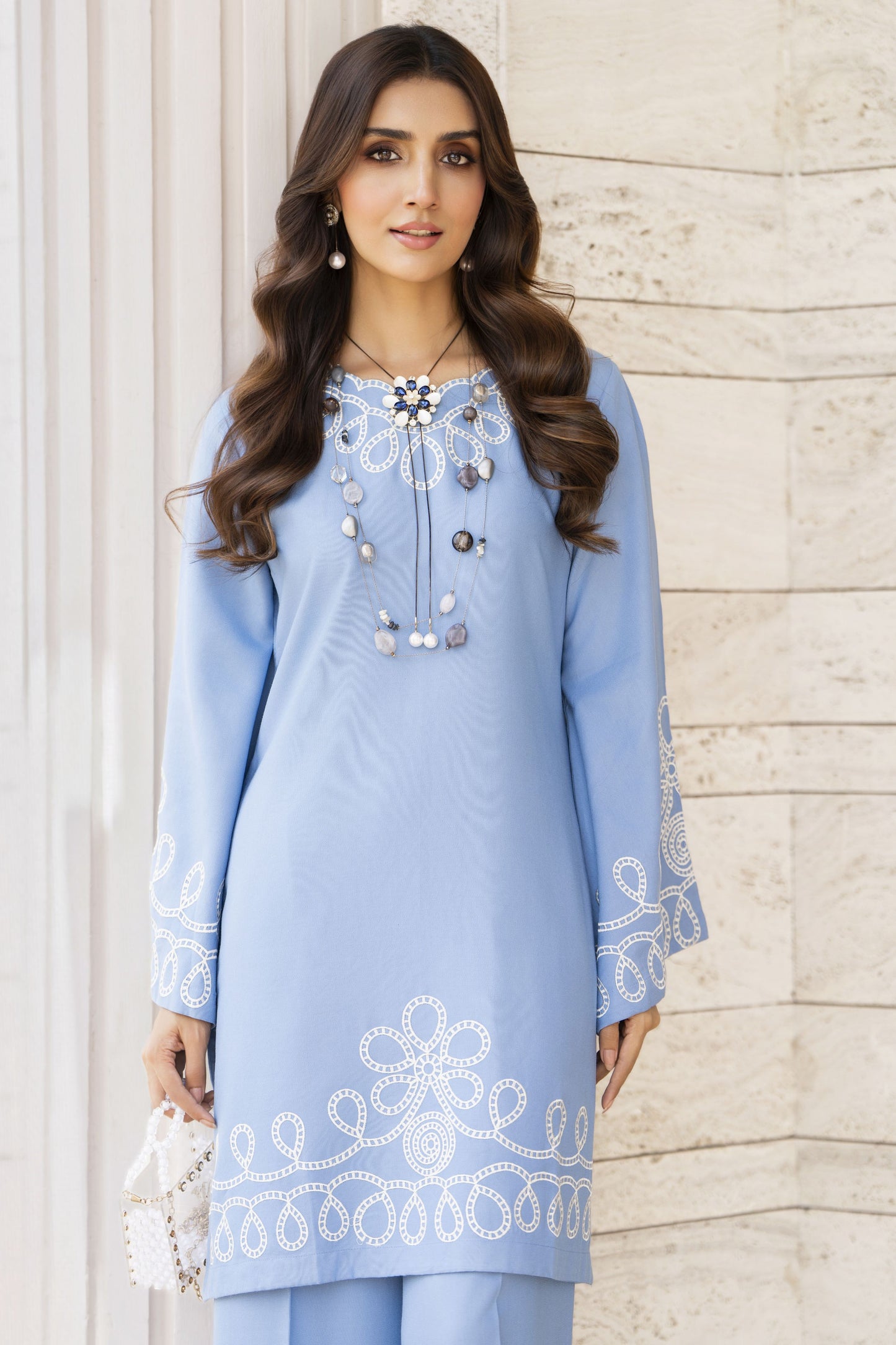 Zaiwa Winterlite 2Pc Dhanak Embroidered Casual Women Suit ZWL4