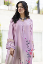 Aleezay 2pc Hand-Embellished Tea Pink Floral Silk Kaftan – AKF4