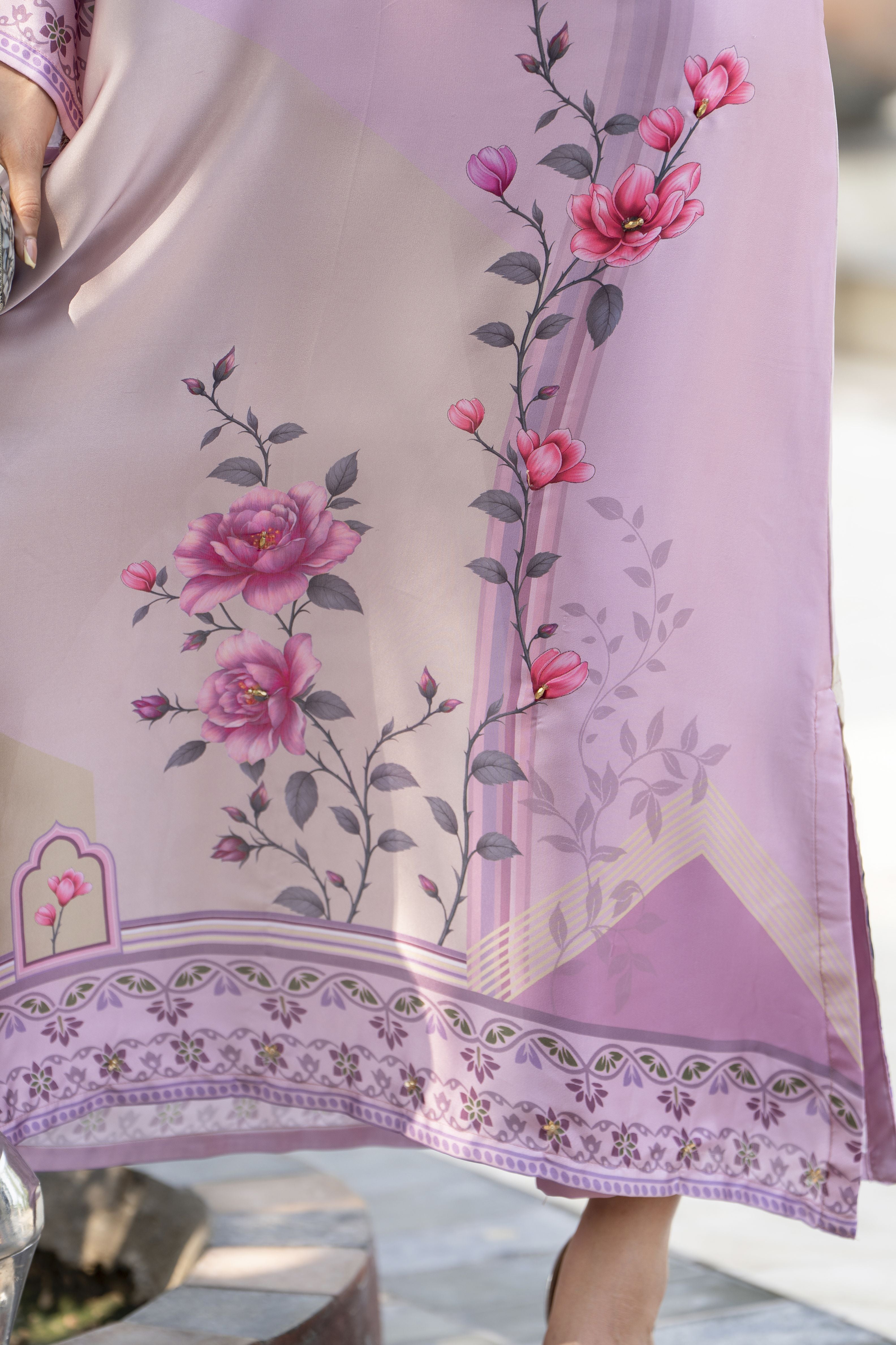 Aleezay 2pc Hand-Embellished Tea Pink Floral Silk Kaftan – AKF4